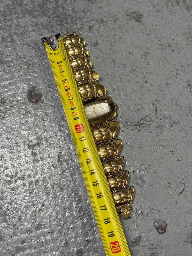 Roberto Cavalli 2000s Roberto Cavalli Gold Chunky Link Snake Watch Size ONE SIZE - 9 Thumbnail