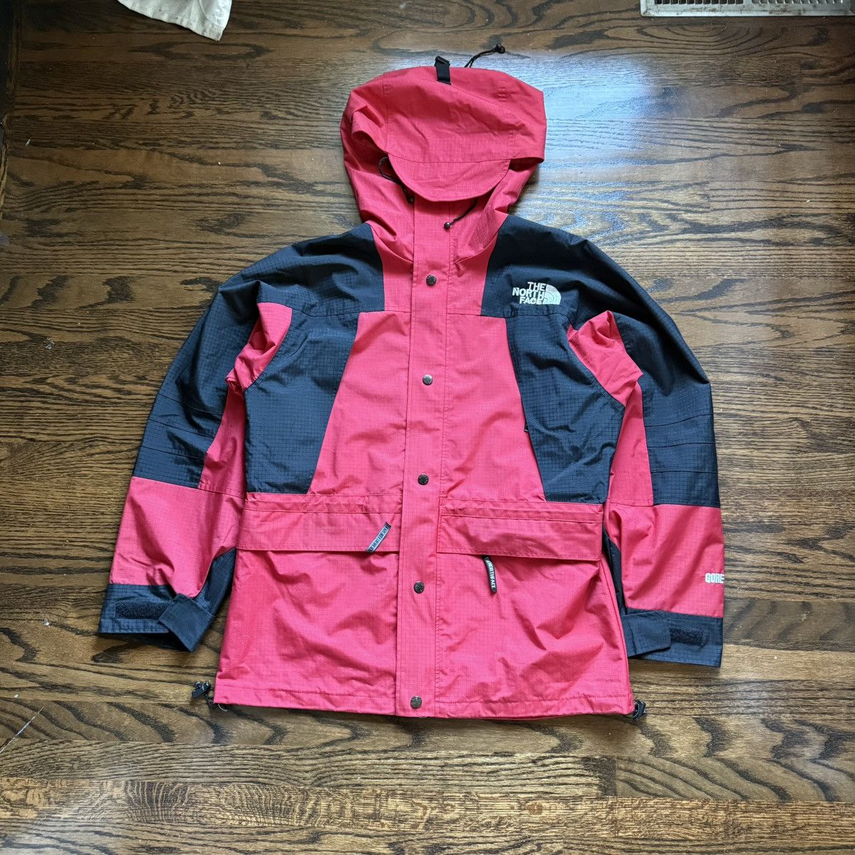 The North Face The North Face Gore-Tex Shell Jacket - Red/Black - Size S Size US S / EU 44-46 / 1 - 1 Thumbnail
