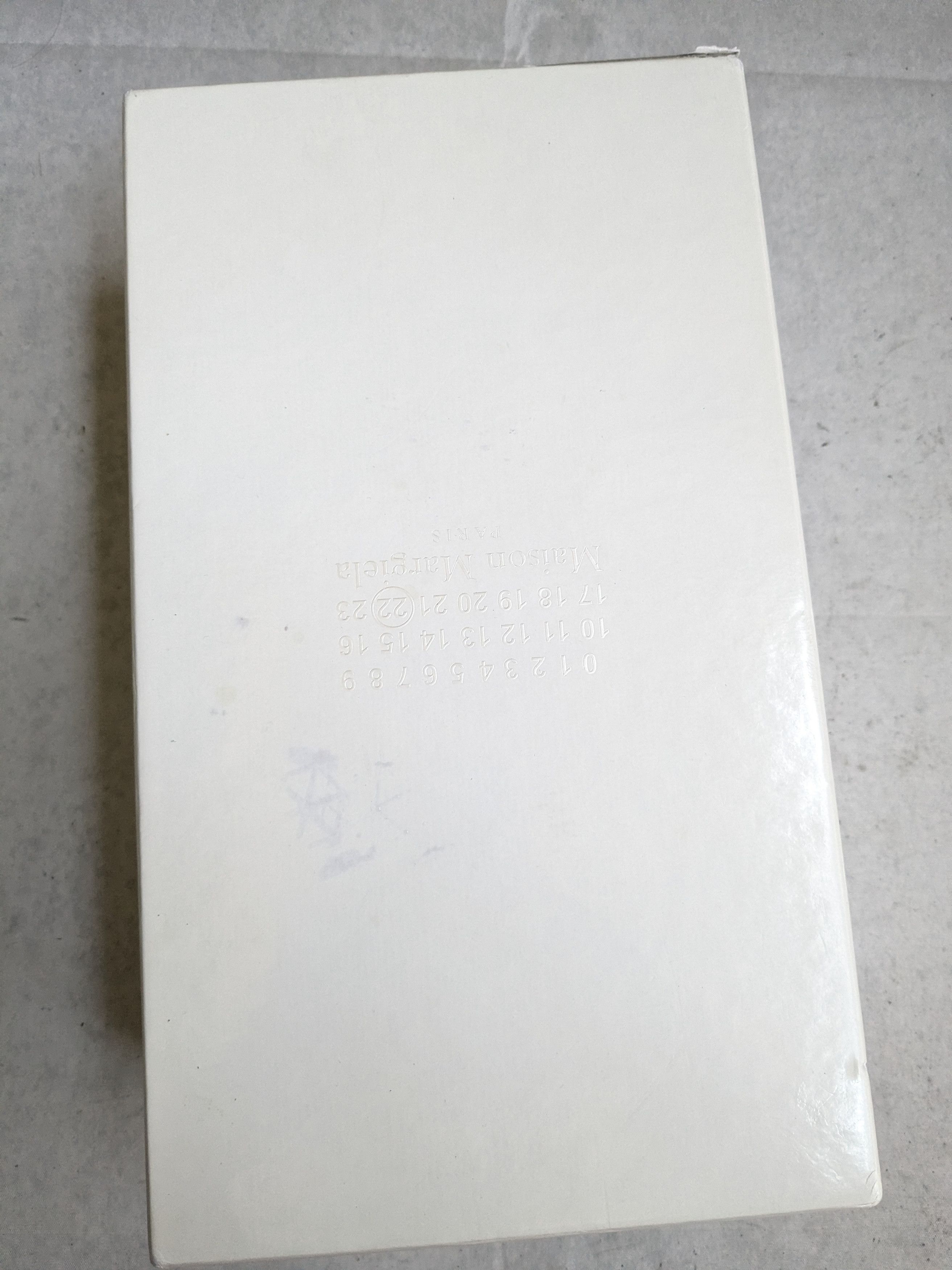 Maison Margiela Maison Margiela Replica GAT Sneakers Gray White 7 40 Low Top Size US 7 / EU 40 - 21 Thumbnail