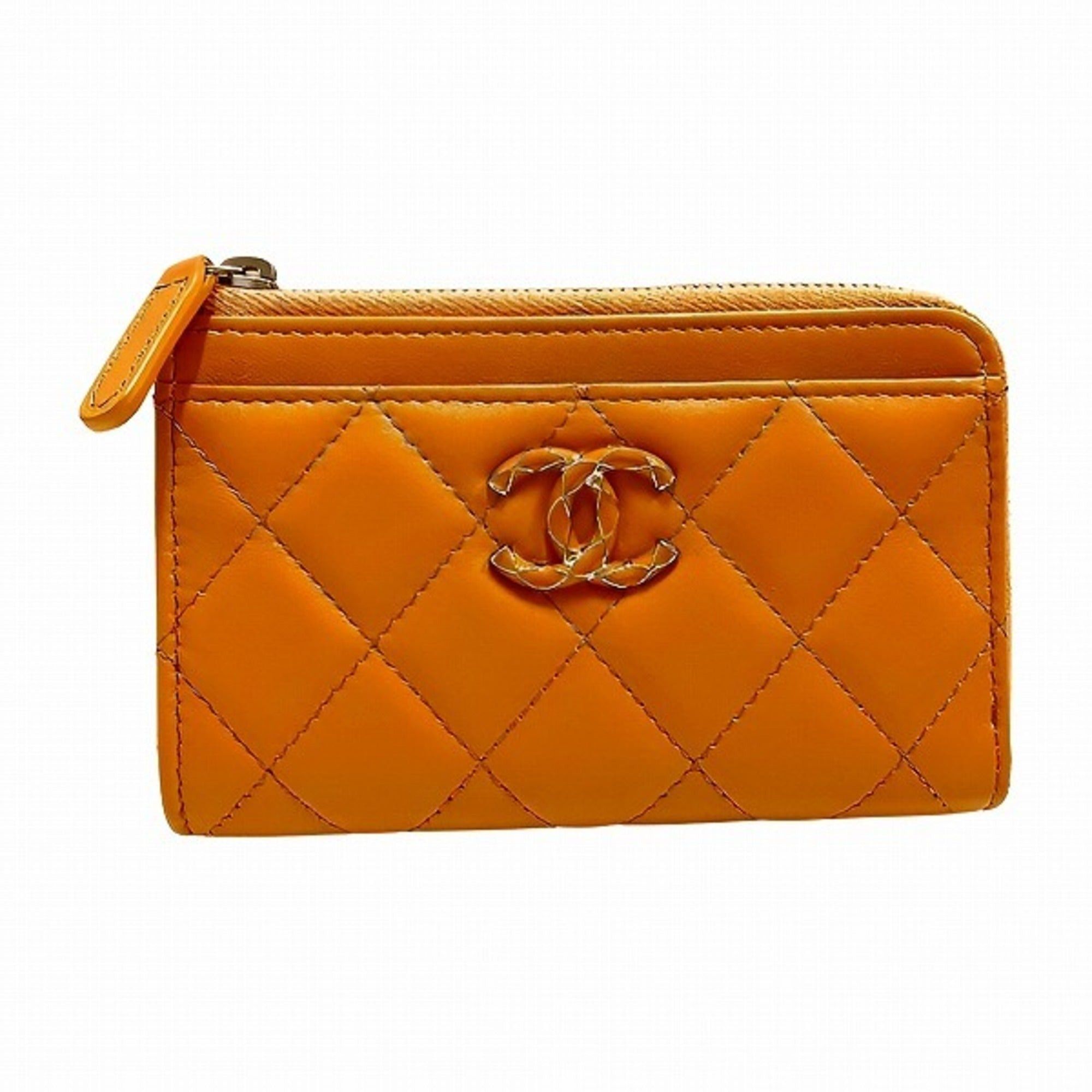 image of Chanel Matelasse Zip Coin Case Women's Wallet in White