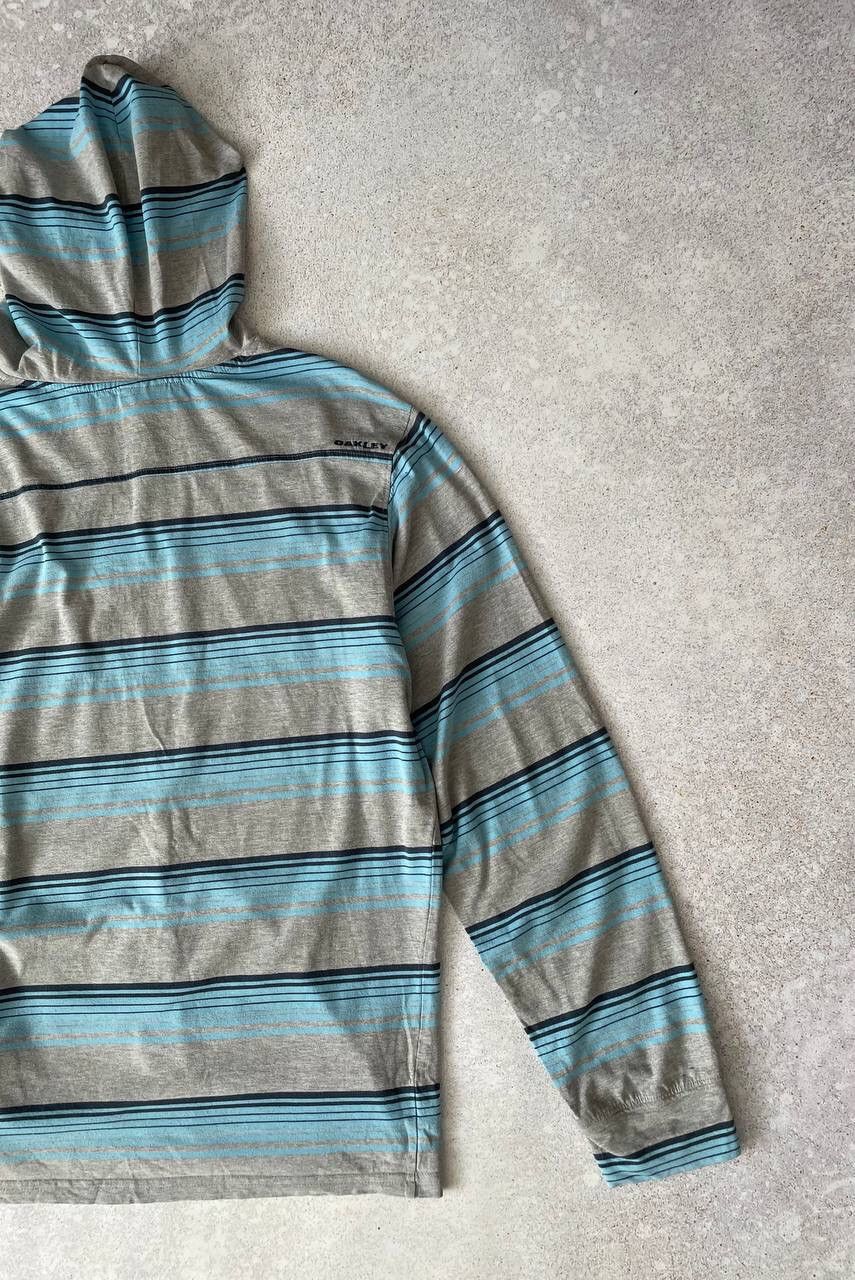 Oakley × Vintage Vintage Oakley Grey Hoodie Size XL Y2K Rare Item Size US XL / EU 56 / 4 - 5 Thumbnail