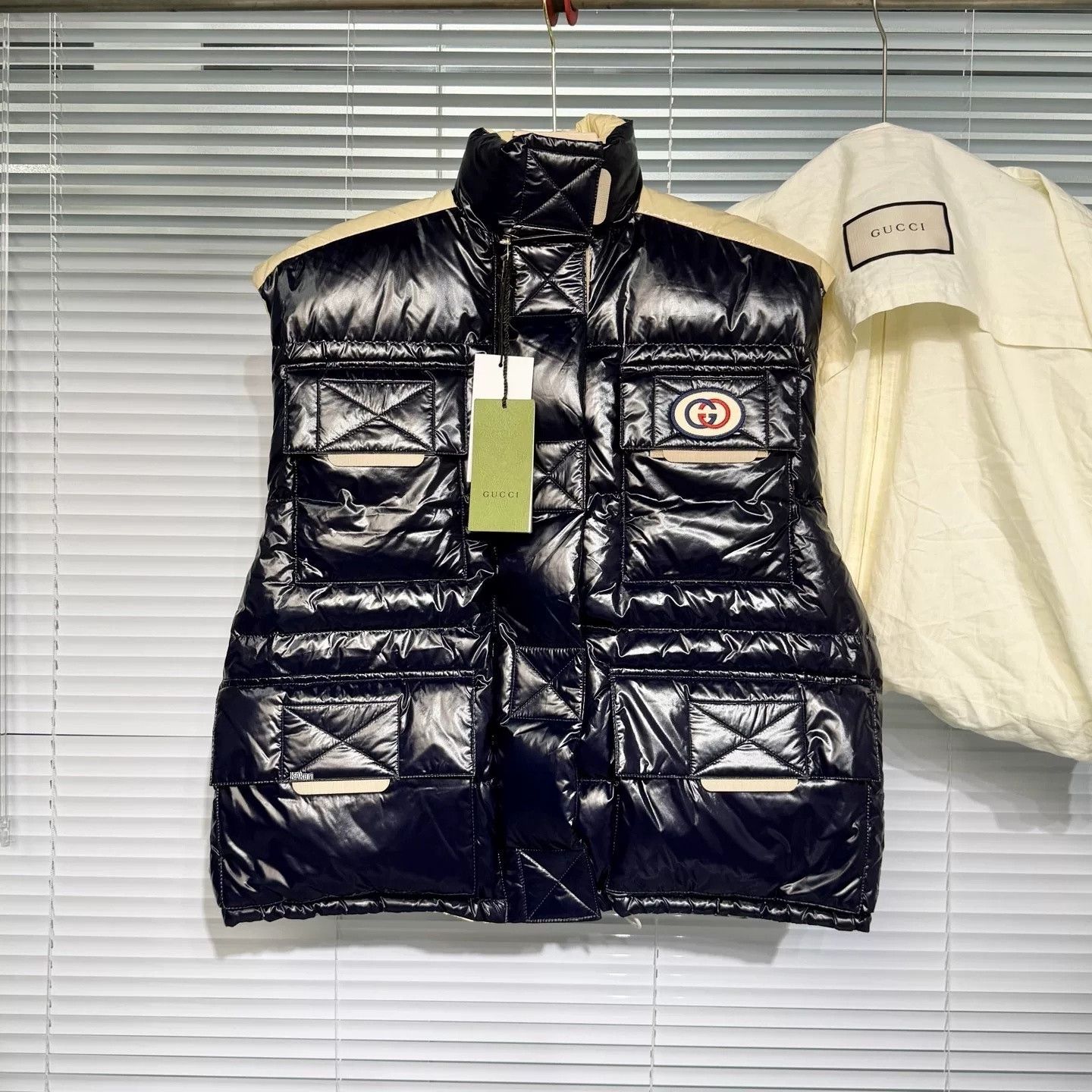 Gucci Gucci Reversible Down Vest Size US M / EU 48-50 / 2 - 1 Thumbnail