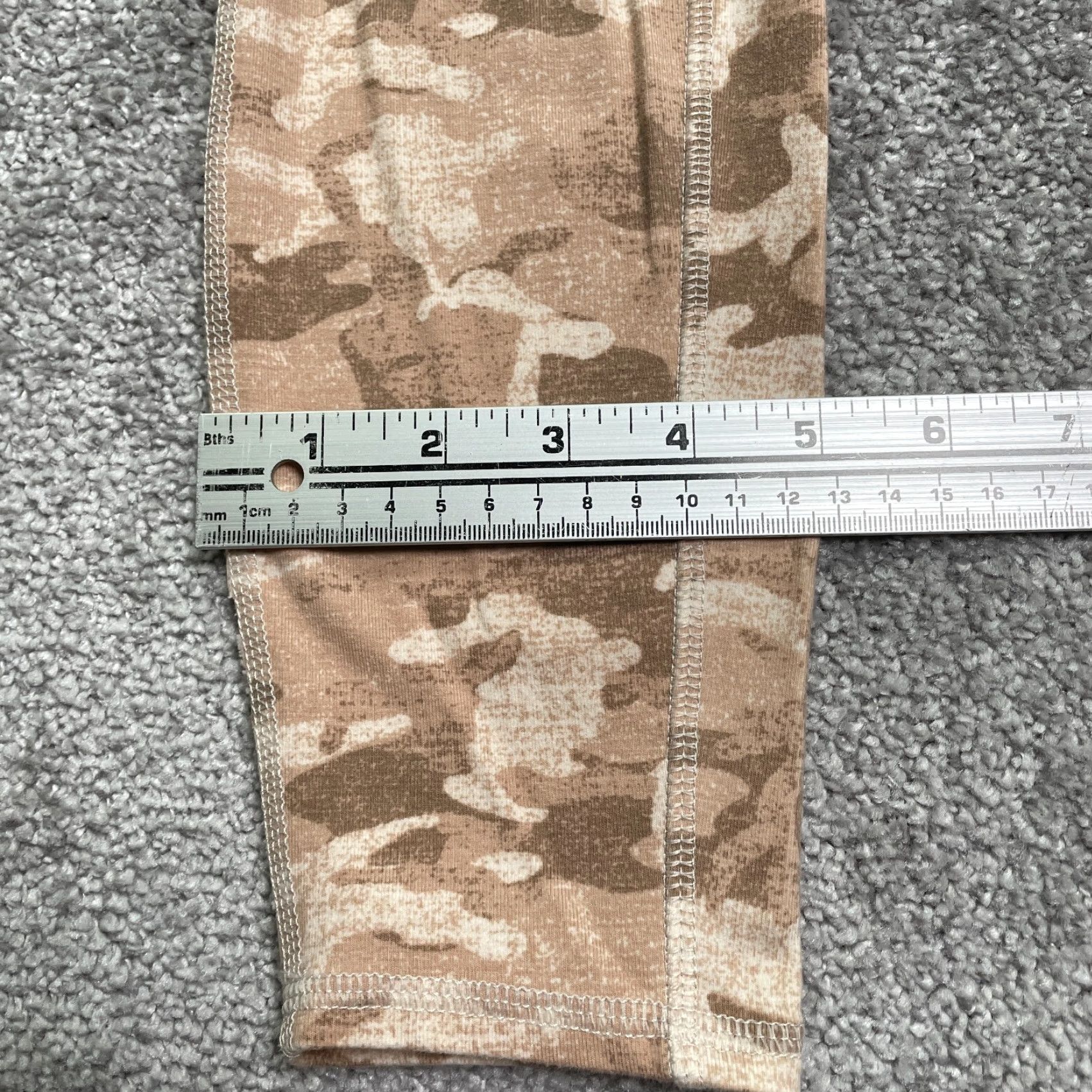 Vintage Wonderly Studio Compression Leggings Womens Medium Brown Camouflage Active 26x25 Size 32" / US 10 / IT 46 - 6 Thumbnail