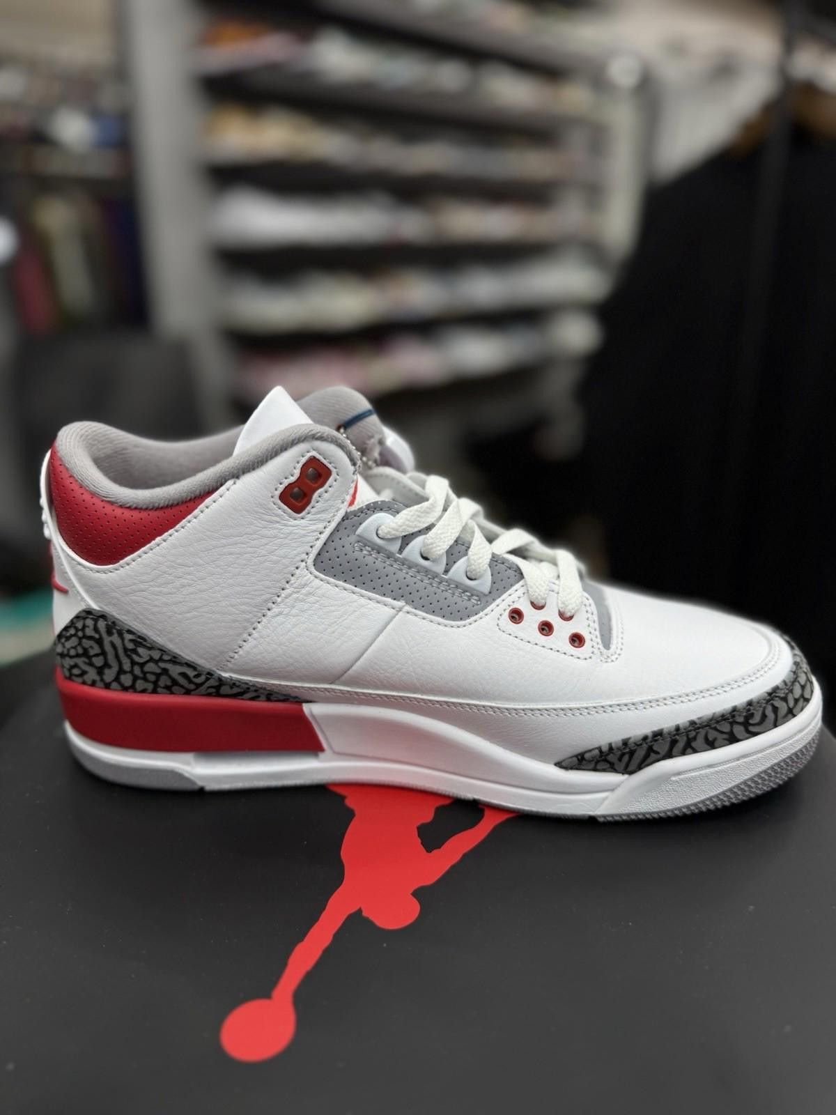 Jordan Brand Air Jordan 3 Fire Red 2022 DN3707-160 Size 10 (NEW) Size US 10 / EU 43 - 5 Thumbnail