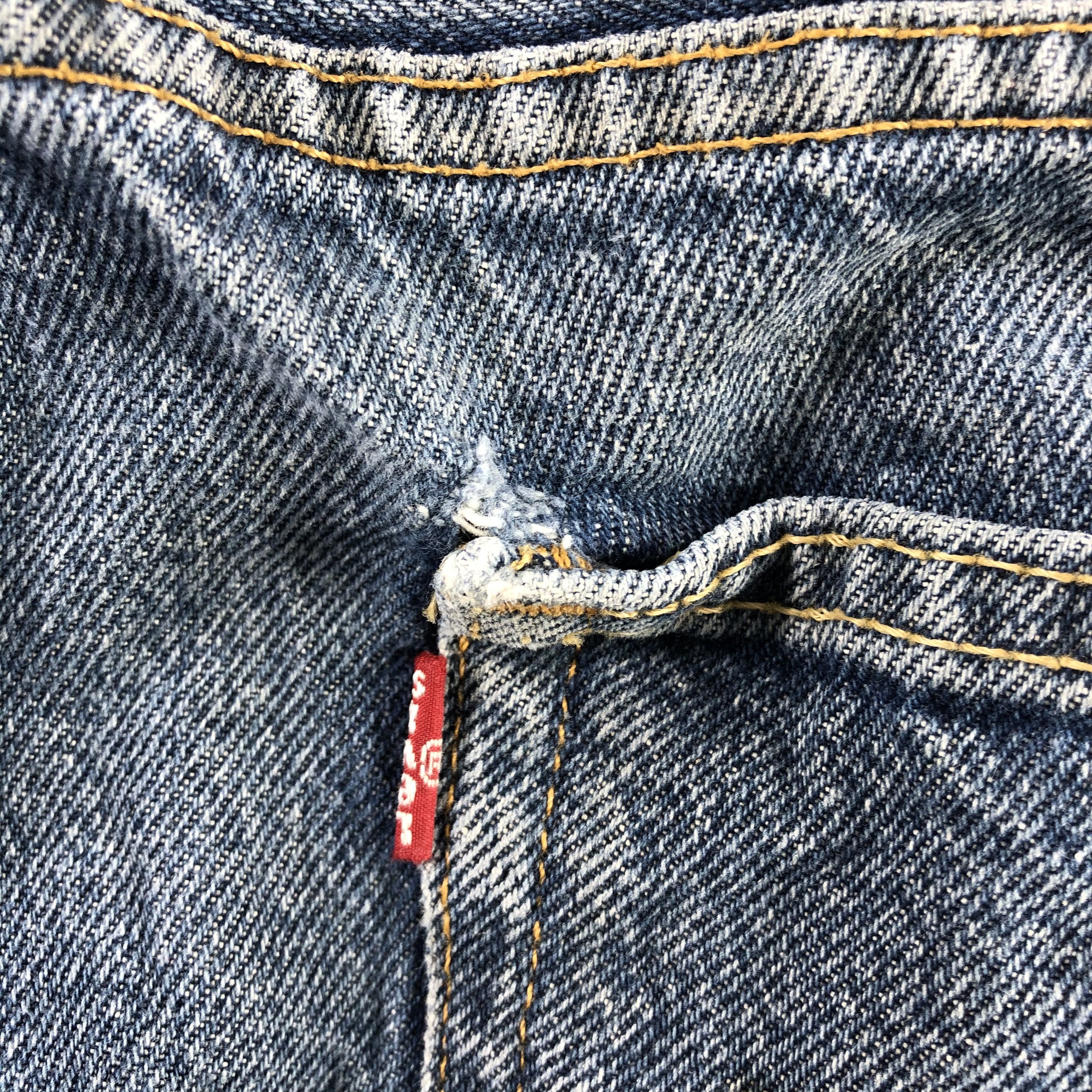 Levi's Vintage Levis 505 Jeans Distressed Denim KJ1377 Size US 36 / EU 52 - 9 Thumbnail