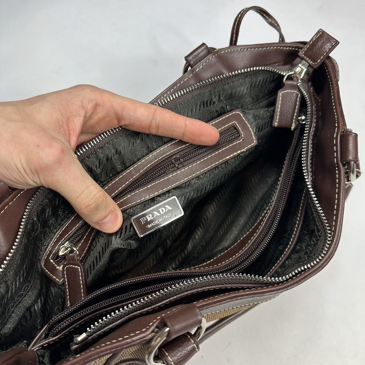Prada × Vintage Vintage Prada Jacquard Big Logo Bag Size ONE SIZE - 13 Thumbnail
