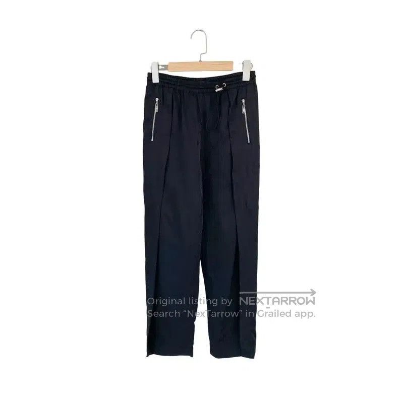 Louis Vuitton Louis Vuitton Black Casual Women's Pants . Size 28" / US 6 / IT 42 - 1 Thumbnail