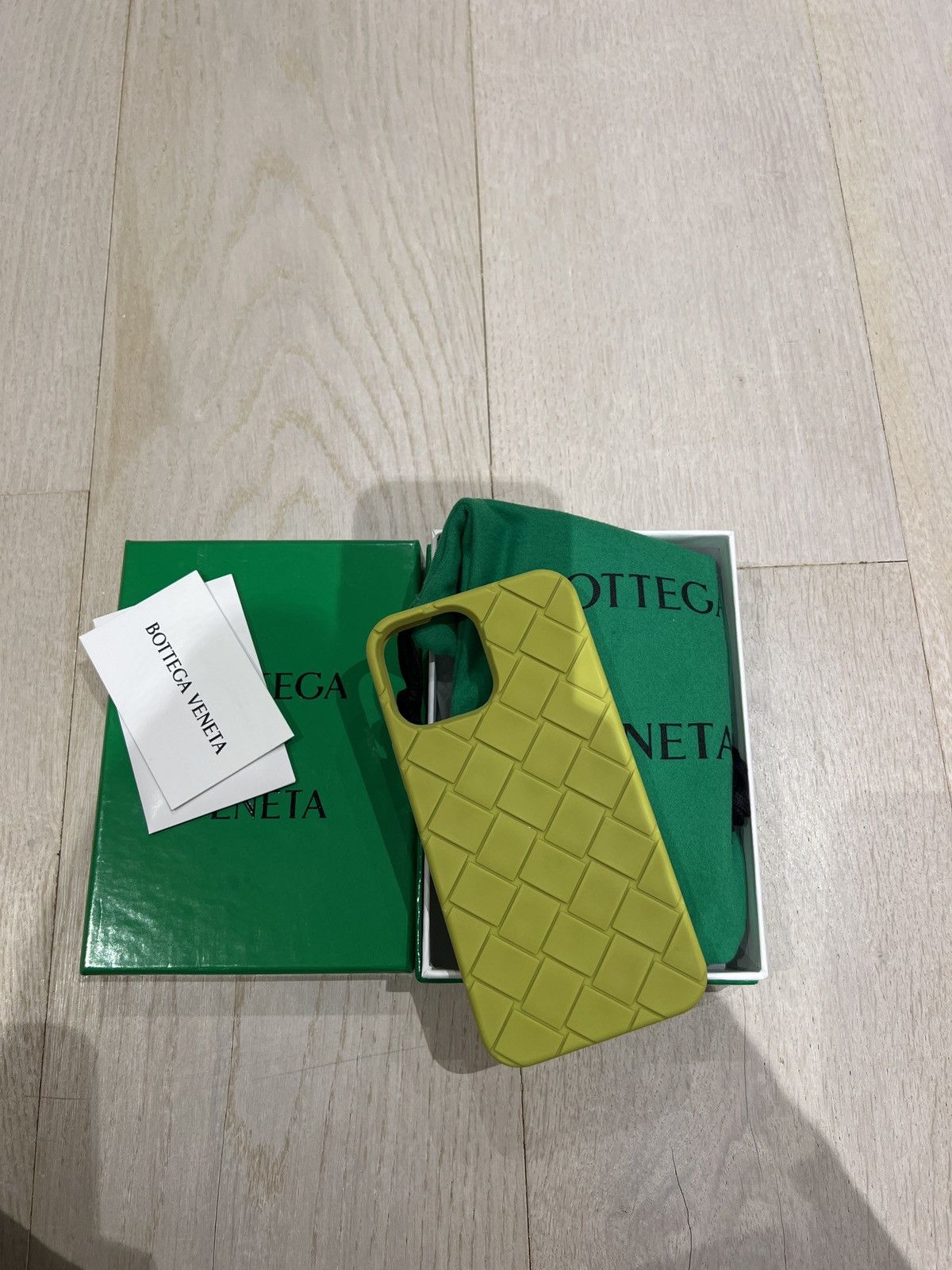 image of Bottega Veneta Iphone Case in Green, Women's