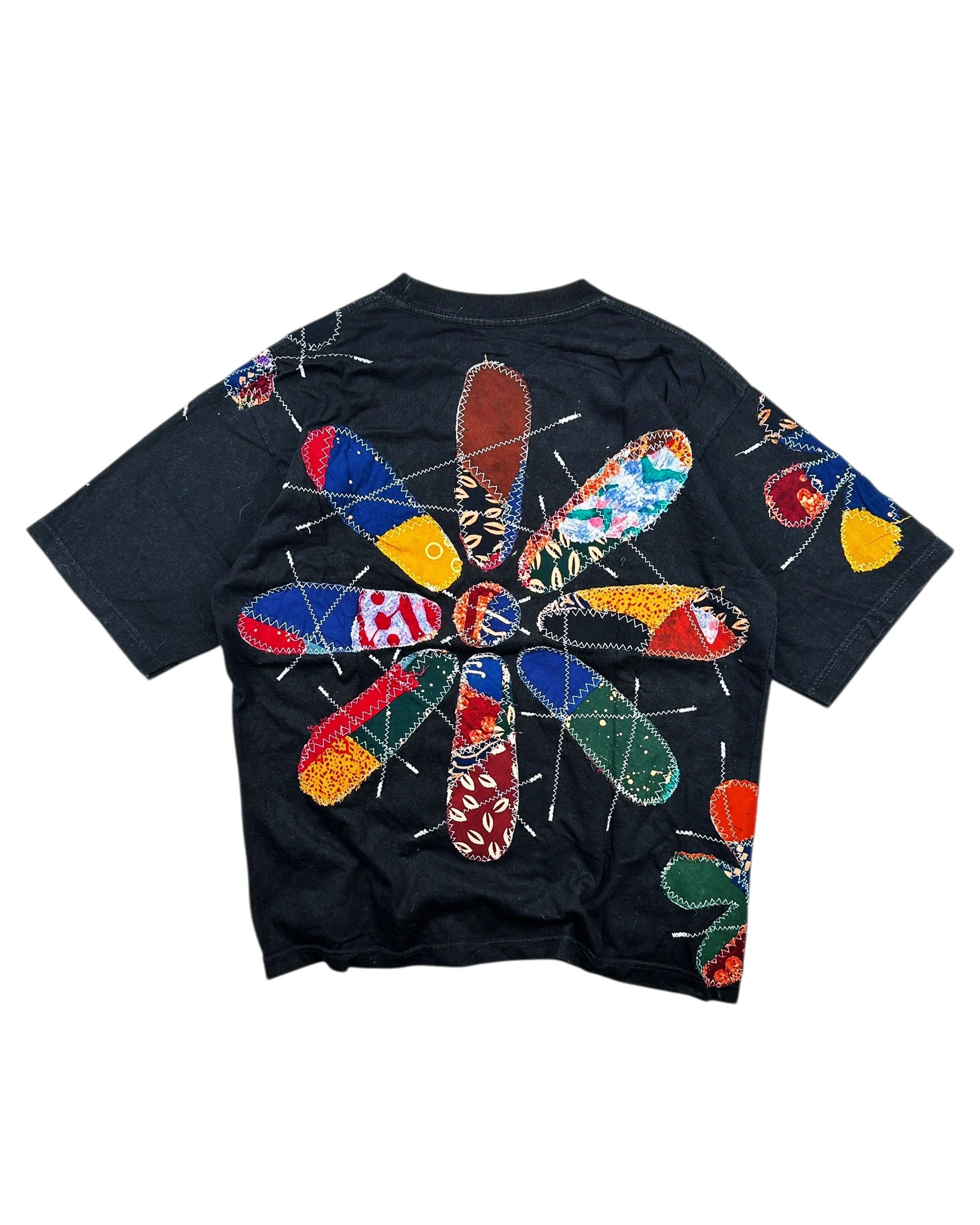 Japanese Brand Re-worked 1 of 1 Peace Bloom Batik Patchworks T-shirt Size M Size US M / EU 48-50 / 2 - 7 Thumbnail