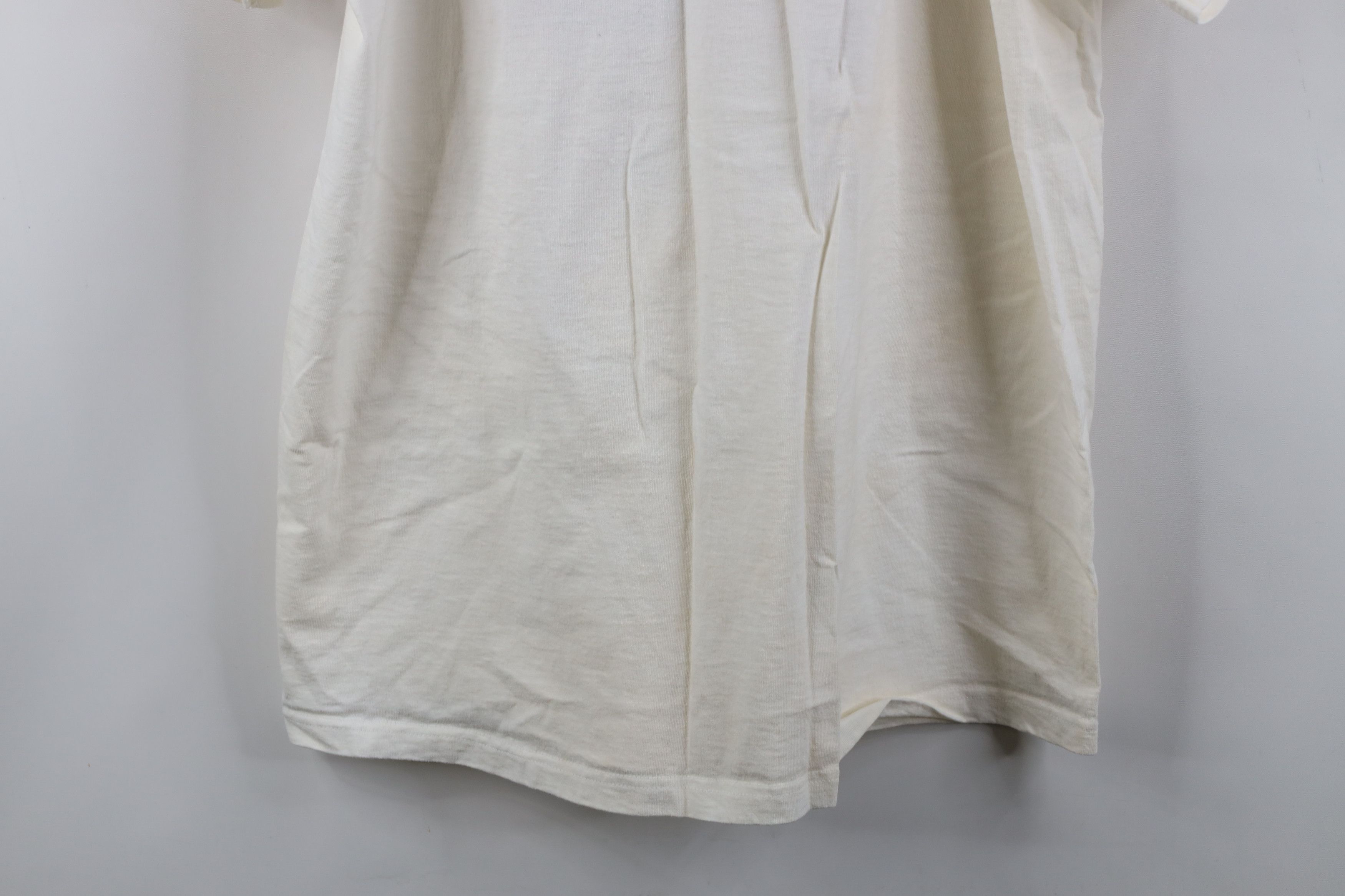 Vintage Vintage 90s Ohio State University Basketball T-Shirt Cream Size US XL / EU 56 / 4 - 13 Thumbnail
