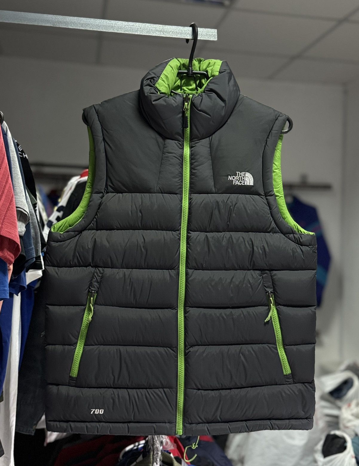 The North Face The North Face TNF 700 Down Puffer Vest Full Zip Jacket Size US S / EU 44-46 / 1 - 1 Thumbnail