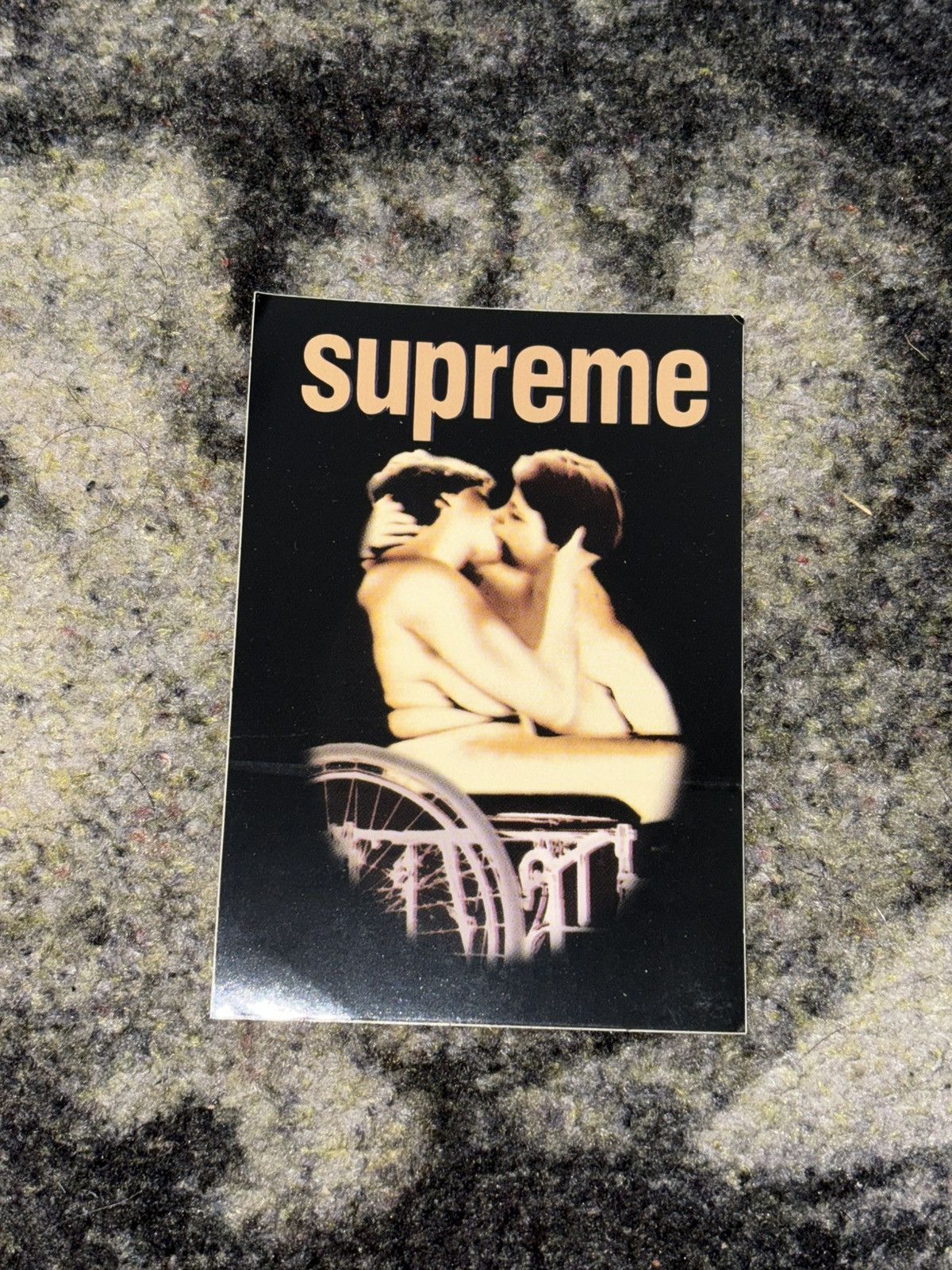 Supreme Supreme Kiss Wheelchair Sticker Size ONE SIZE - 1 Preview