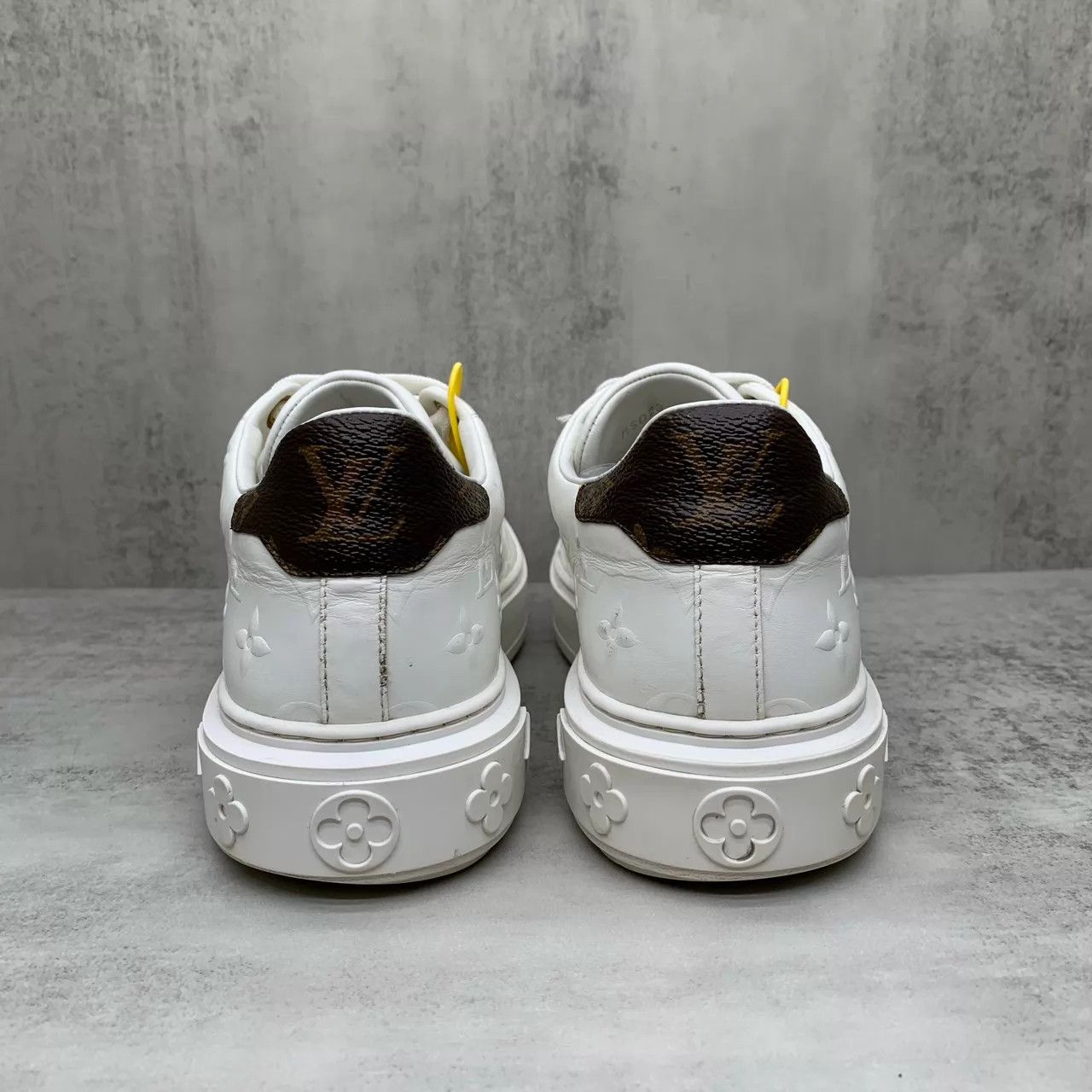 Louis Vuitton LV Time Out White Monogram Print Sneakers 39 95 New Size US 8.5 / IT 38.5 - 5 Thumbnail