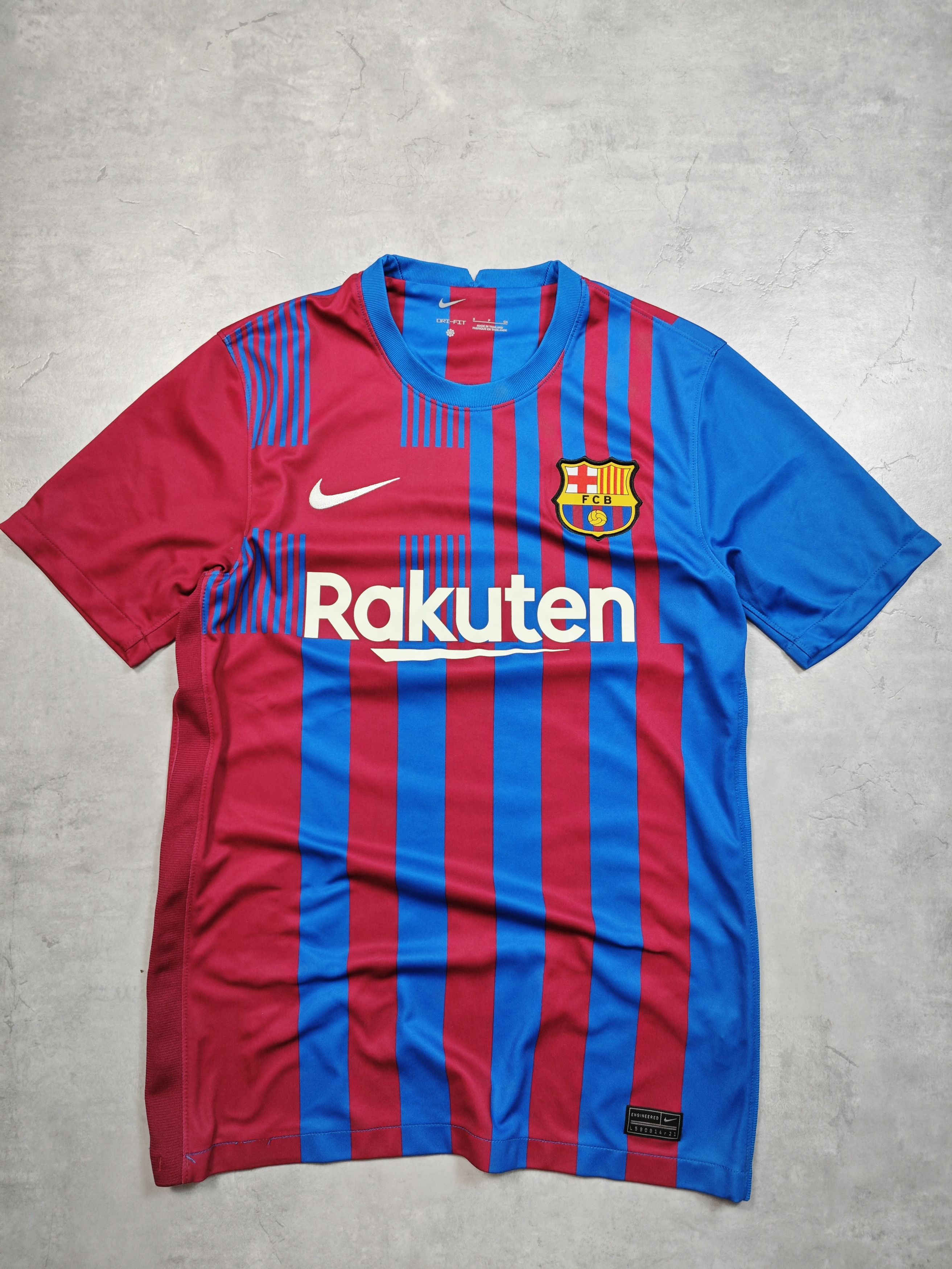 Nike Nike Barcelona 2021-2022 Size US S / EU 44-46 / 1 - 1 Thumbnail