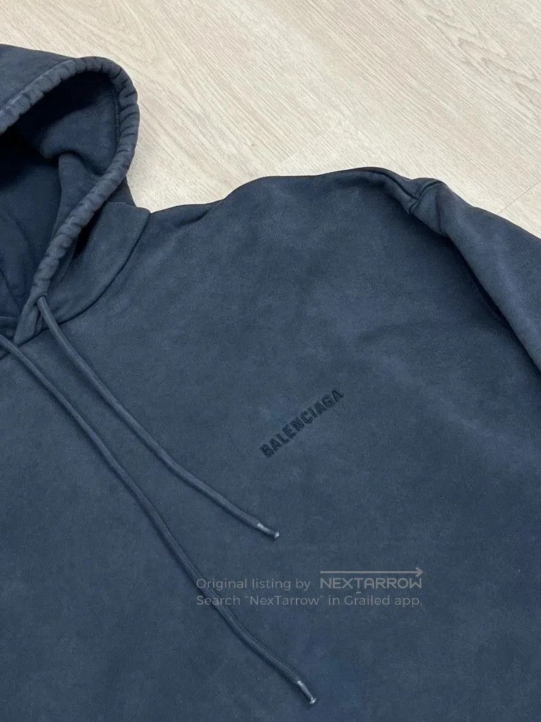 Balenciaga Balenciaga Distressed Embroidered Hoodie XS. Size US XS / EU 42 / 0 - 2 Thumbnail