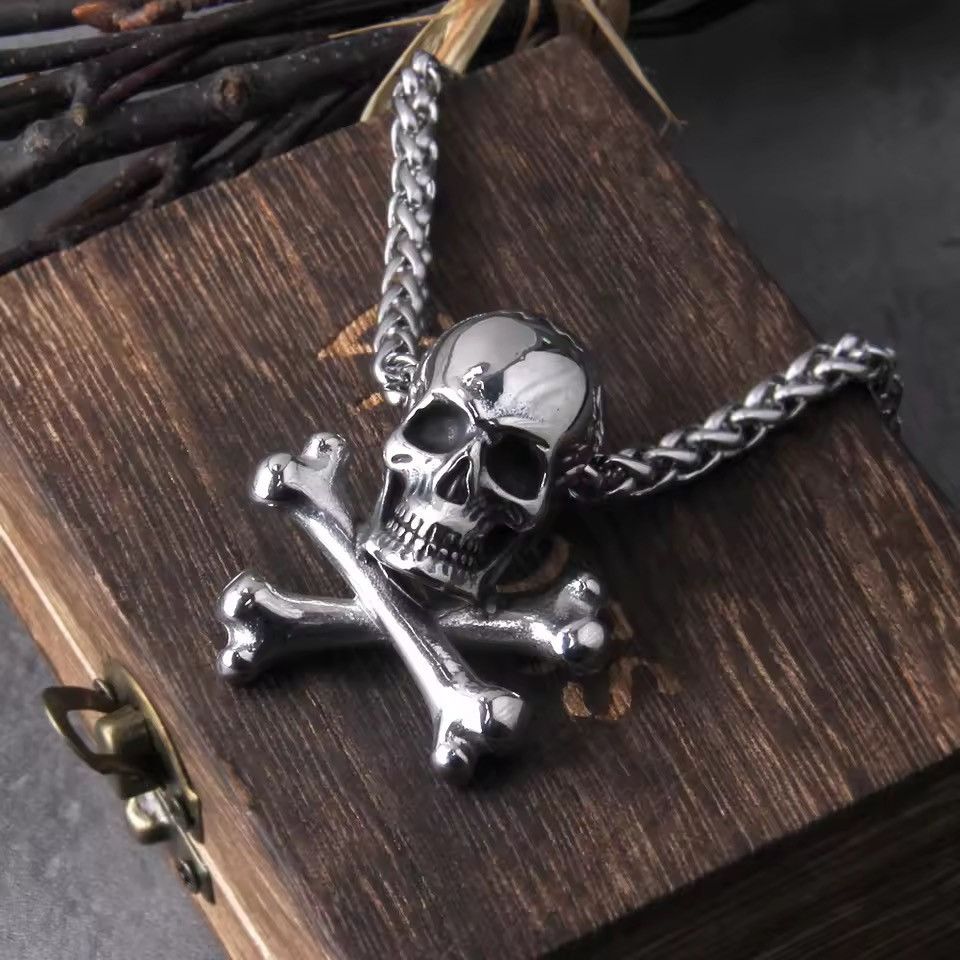 Jewelry Goth Skull Pendant Necklace Size ONE SIZE - 10 Thumbnail