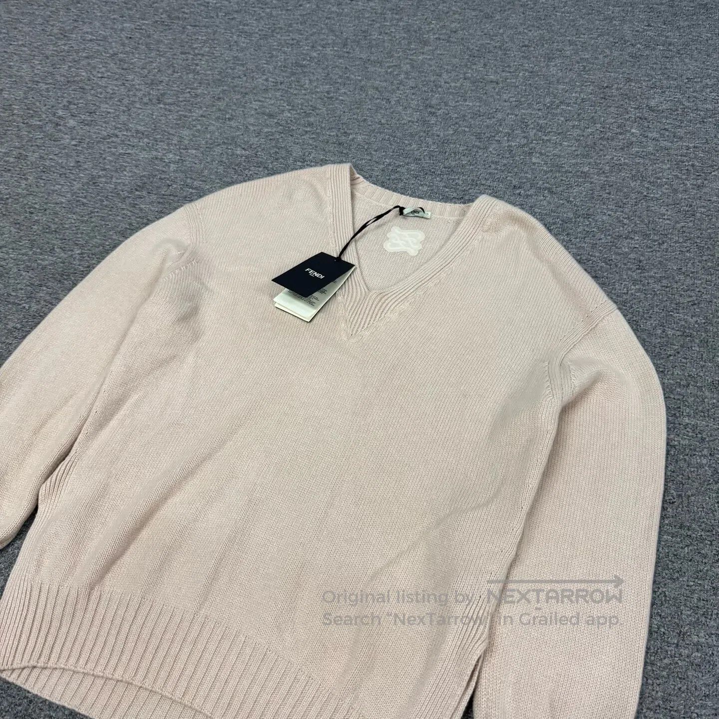 Fendi FENDI V-neck, double F-pattern jacquard design, cashmere k Size S / US 4 / IT 40 - 3 Thumbnail