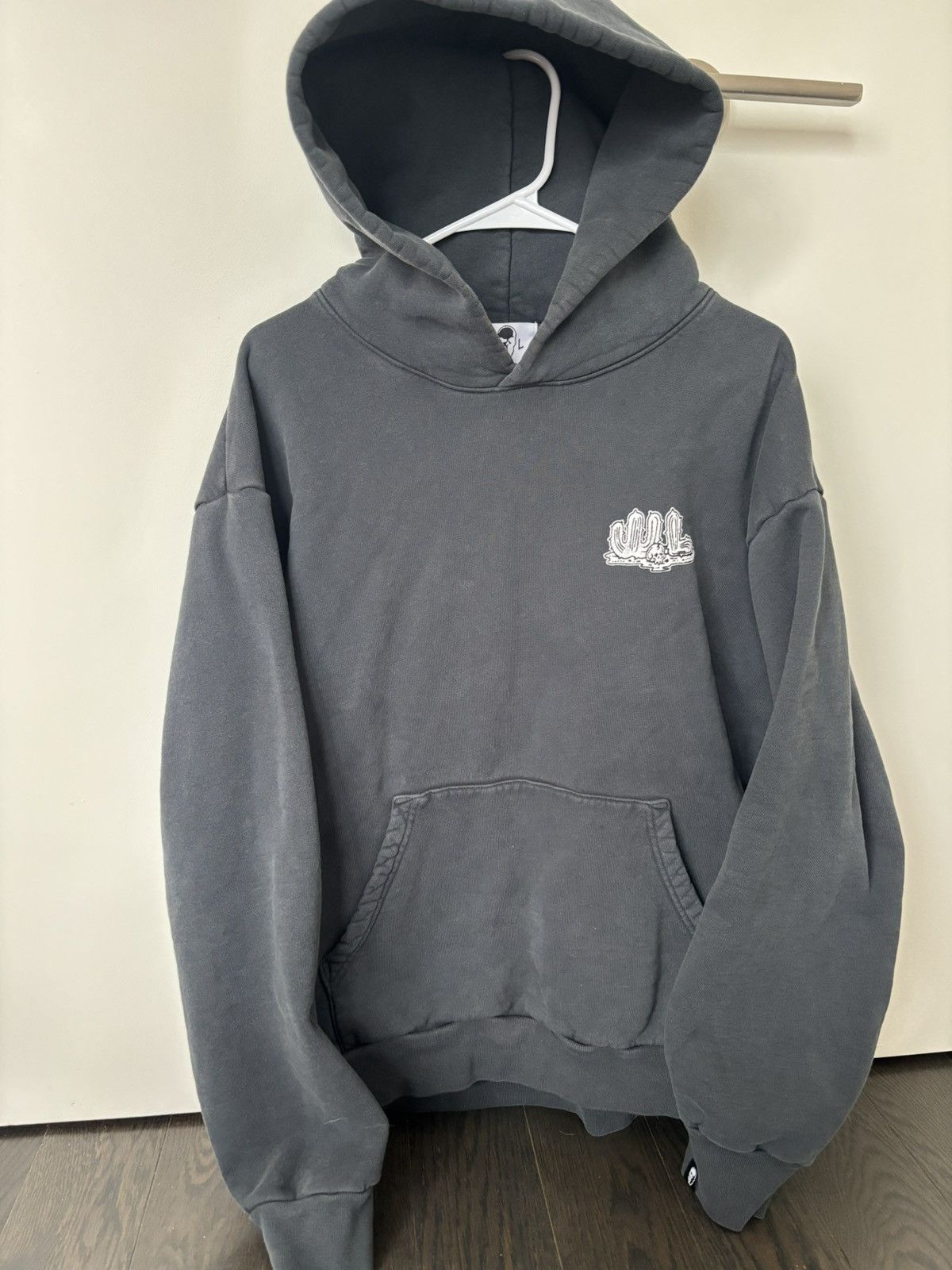 Other "Things are not as they appear" Warren Lotas hoodie large Size US L / EU 52-54 / 3 - 2 Thumbnail
