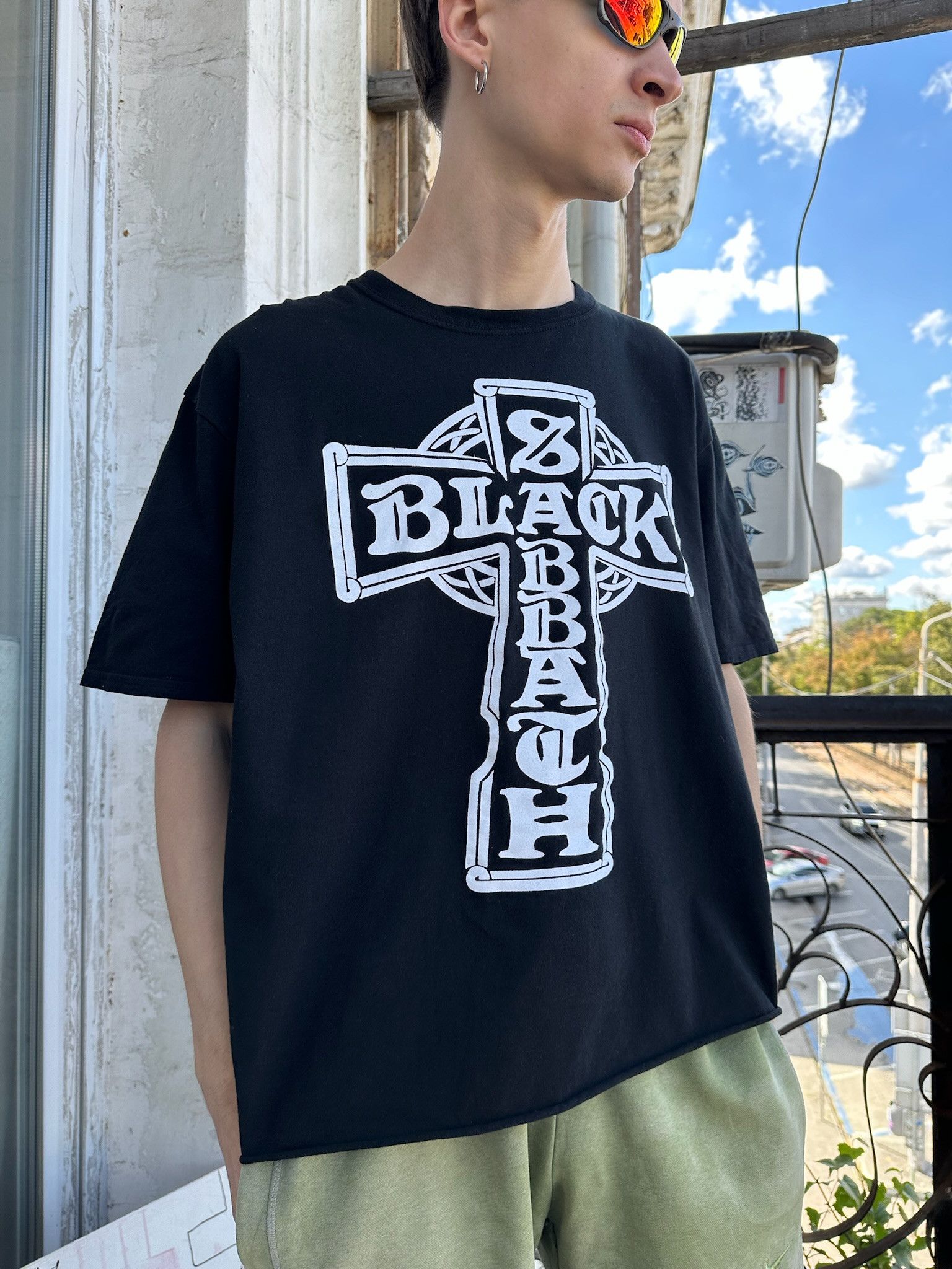 Ozzy Osbourne Vintage Y2K Black Sabath Sun Faded Tee boxy fit Size US M / EU 48-50 / 2 - 2 Thumbnail