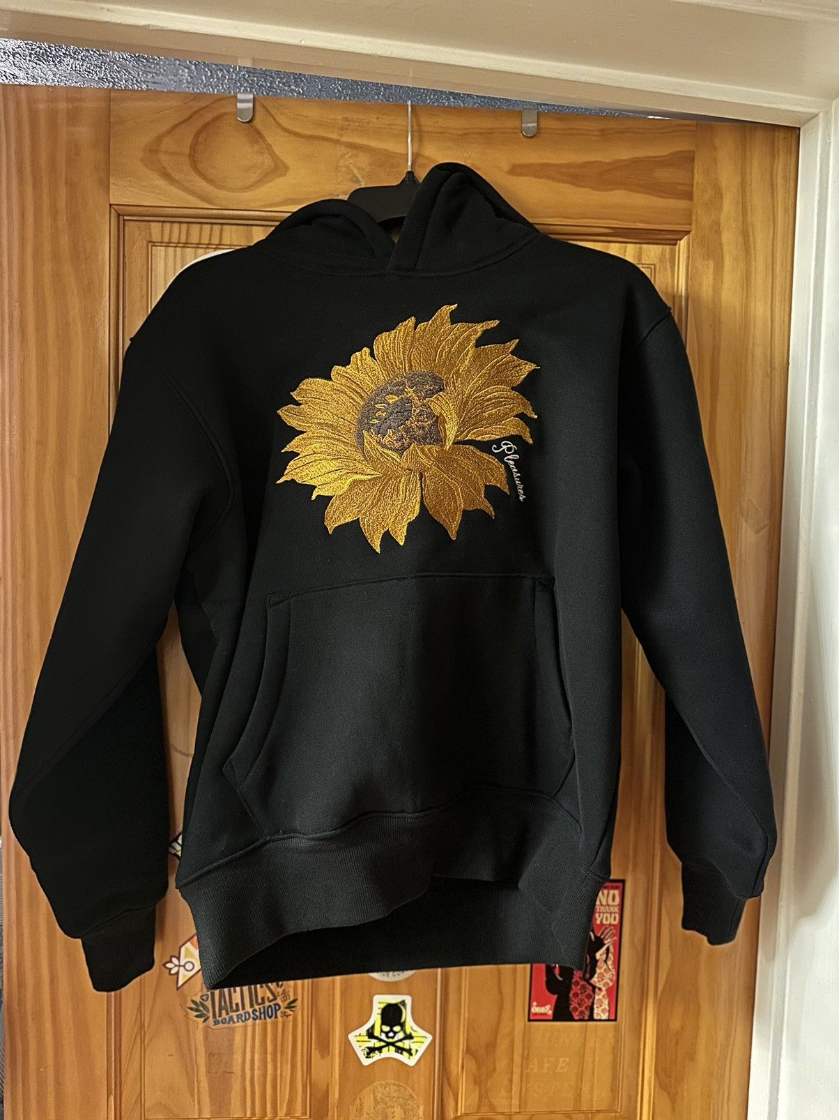 Pleasures Strength Flower Hoodie Size US S / EU 44-46 / 1 - 1 Thumbnail