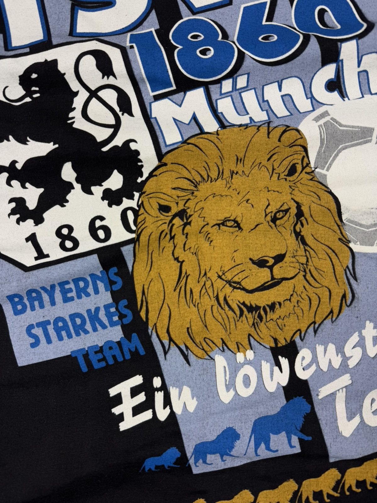 Vintage Vintage 90s TSV 1860 Munich football soccer team graphic tee Size US XL / EU 56 / 4 - 10 Thumbnail