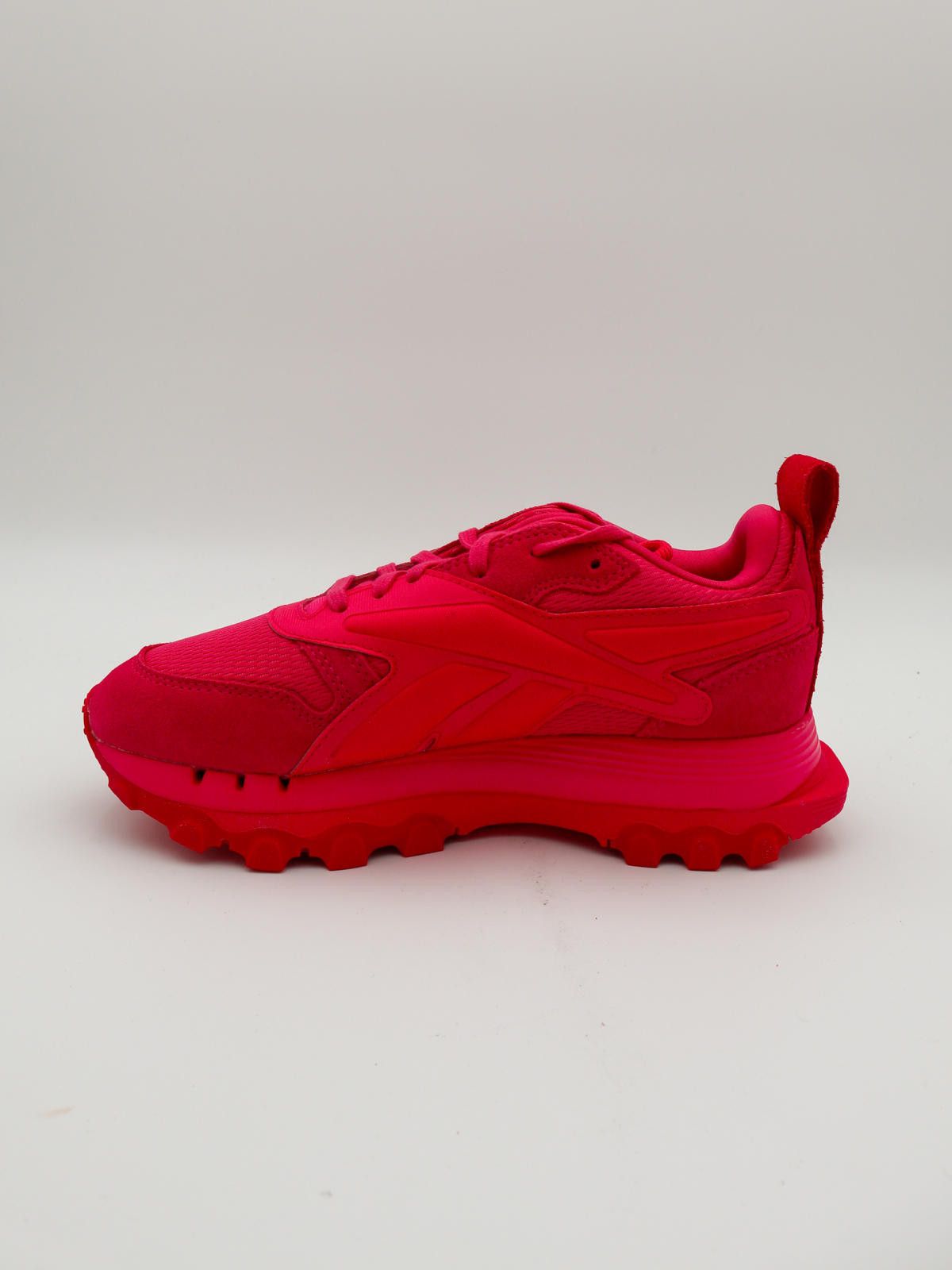 Reebok Cardi B x Reebok Classic Leather V2 Fusion – GW8876 –BNIB Size US 7.5 / IT 37.5 - 3 Thumbnail