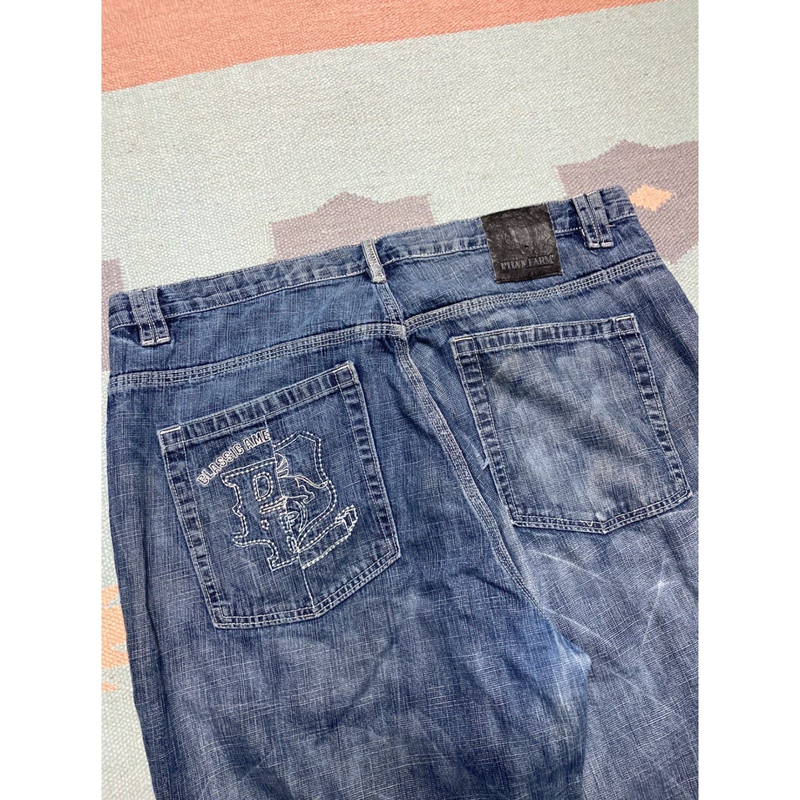 Phat Farm VINTAGE Phat Farm Jeans Men 38x33 Embroidered Wide-Leg Grunge Blue 38 33 Pipes Size US 38 / EU 54 - 5 Thumbnail