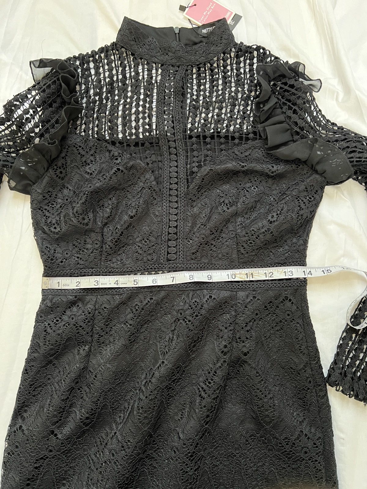 PrettyLittleThing PrettyLittleThing Black Lace High-Neck Ruffle Sleeve Midi Size M / US 6-8 / IT 42-44 - 7 Thumbnail