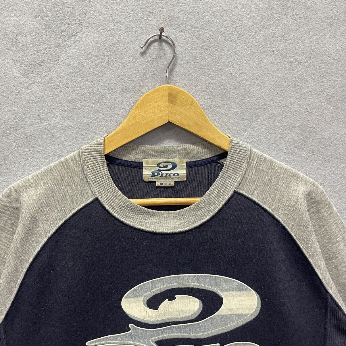 Vintage Vintage PIKO Hawaiian Longboard Wear Raglan Sweatshirt Size US M / EU 48-50 / 2 - 2 Thumbnail