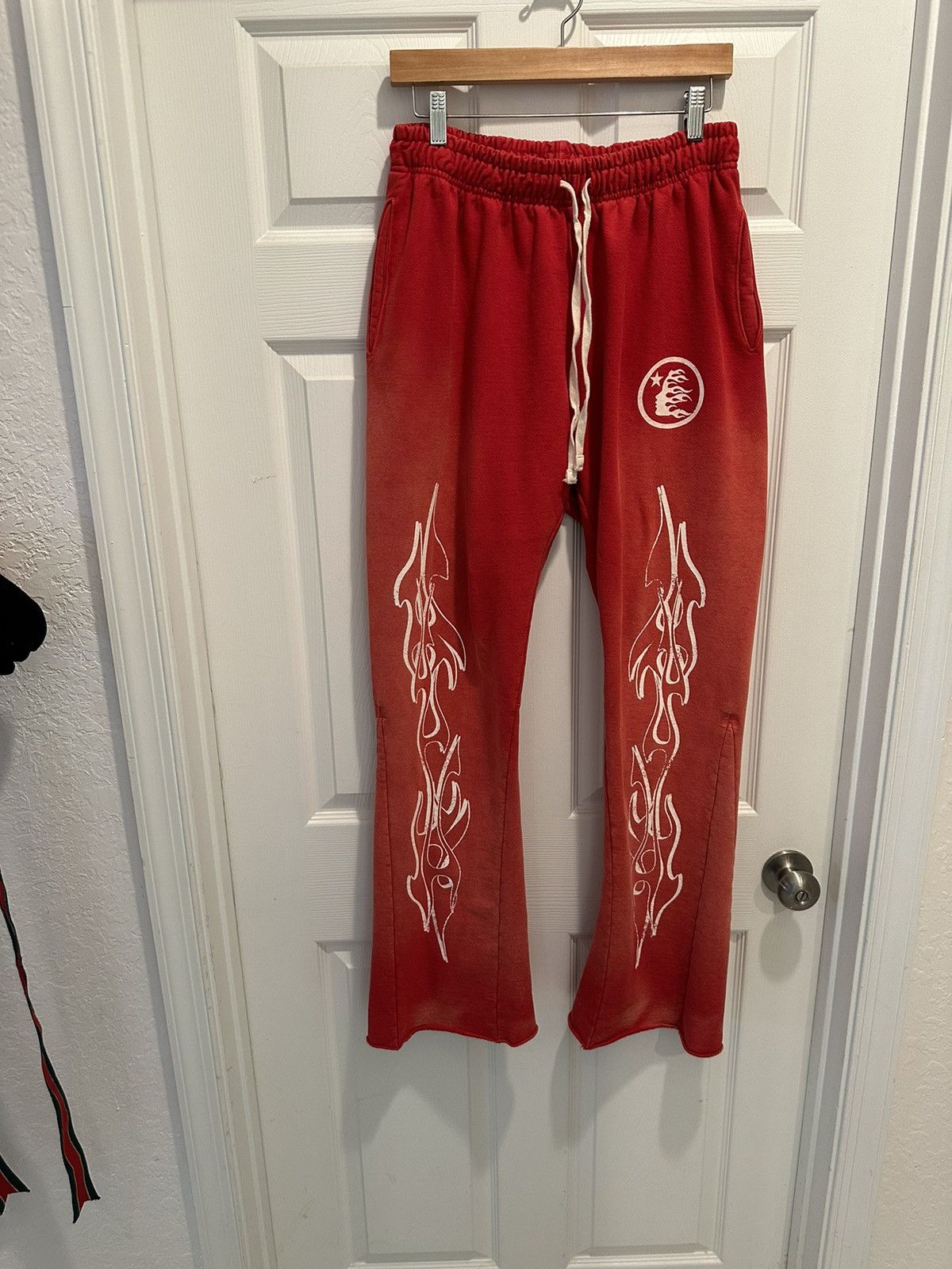HELLSTAR HELLSTAR Studios Capsule 9 Red Flair Sweatpants Size US 34 / EU 50 - 3 Thumbnail