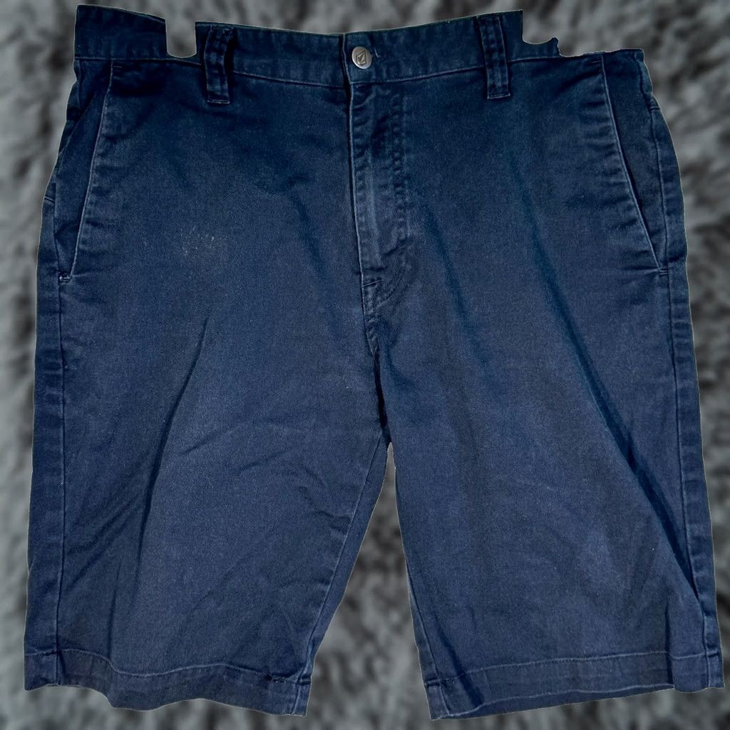 Volcom Volcom Shorts Men 32 Black Cotton Mid-Rise Flat Front Chino Size US 32 / EU 48 - 1 Thumbnail