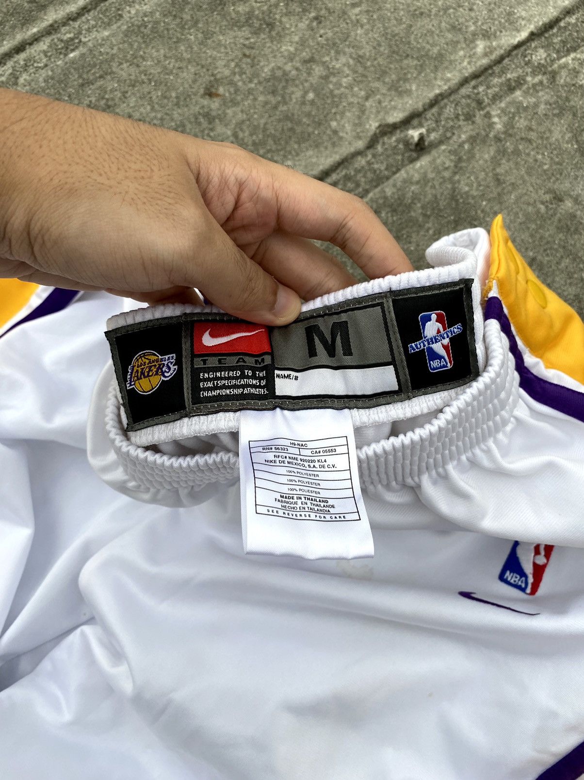 NBA Vintage Nike Team X L.A Lakers Nike NBA Warm-Up Set Size US XL / EU 56 / 4 - 4 Thumbnail