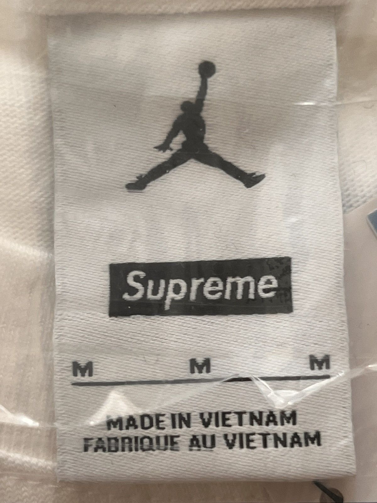Jordan Brand M Supreme Jordan Biggie Notorious BIG tee Tshirt white photo Size US M / EU 48-50 / 2 - 5 Thumbnail