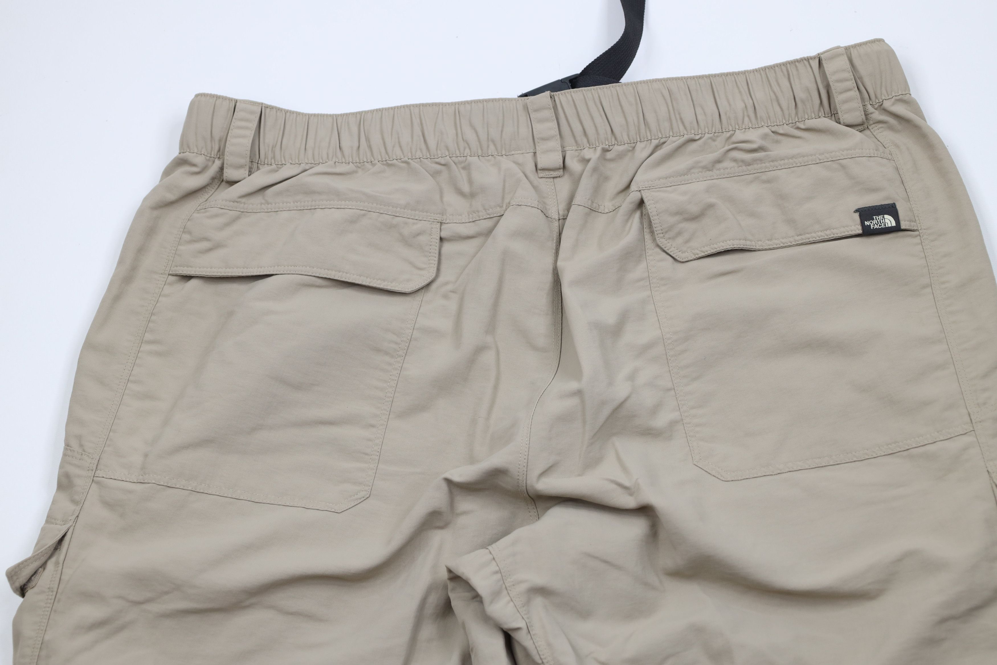 The North Face Vintage The North Face Wide Leg Cargo Pants Shorts Size US 38 / EU 54 - 12 Thumbnail