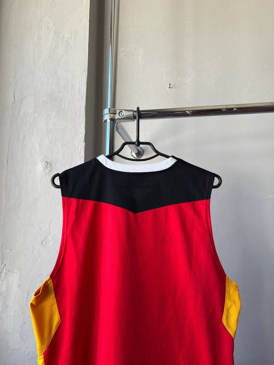 Sports Specialties 2024/25 DBB DEUTSCHLAND GERMANY TEAM PEAK BASKETBALL JERSEY Size US S / EU 44-46 / 1 - 9 Thumbnail