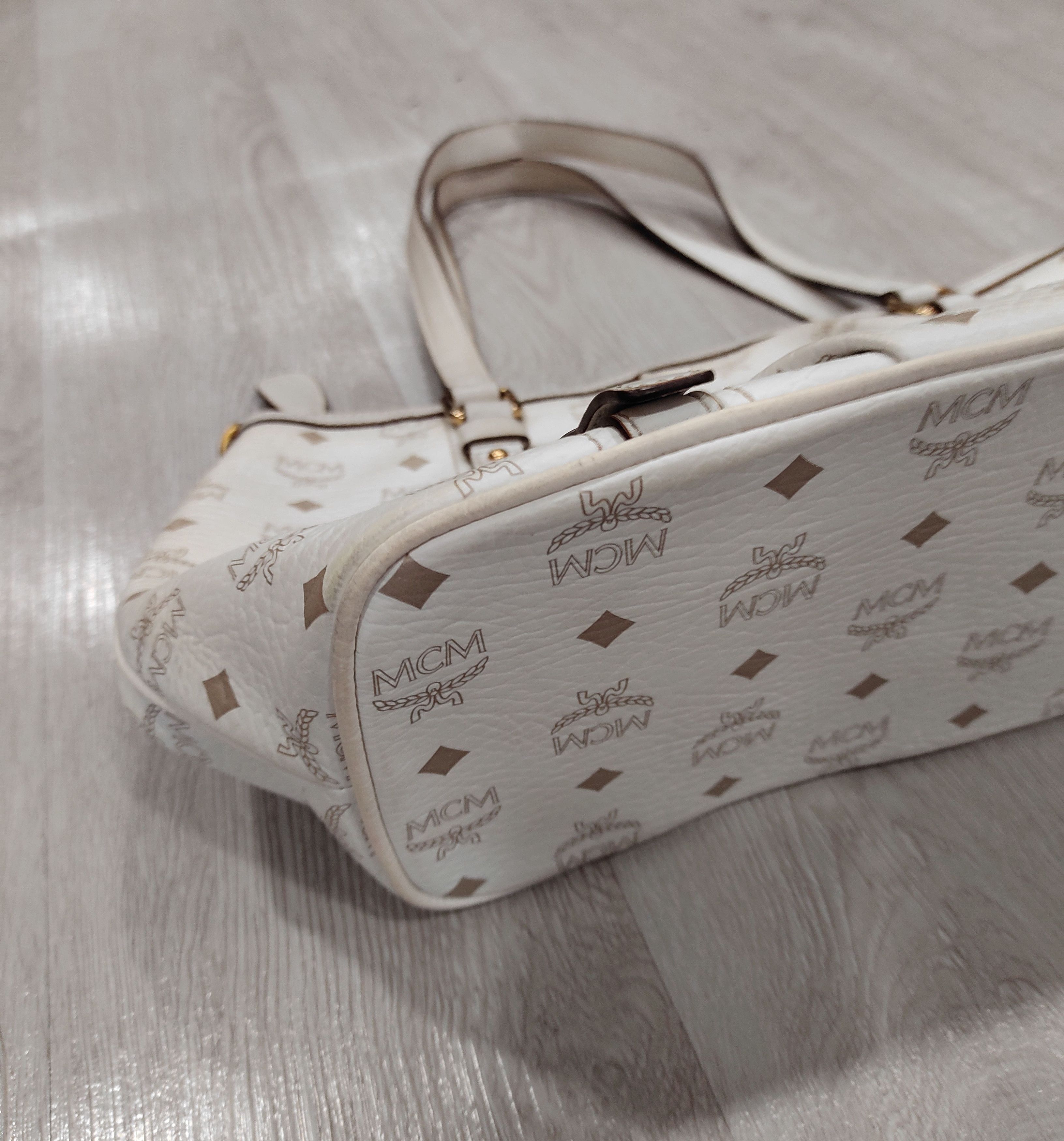 MCM Mcm White Visetos Tote Bag Size ONE SIZE - 4 Thumbnail