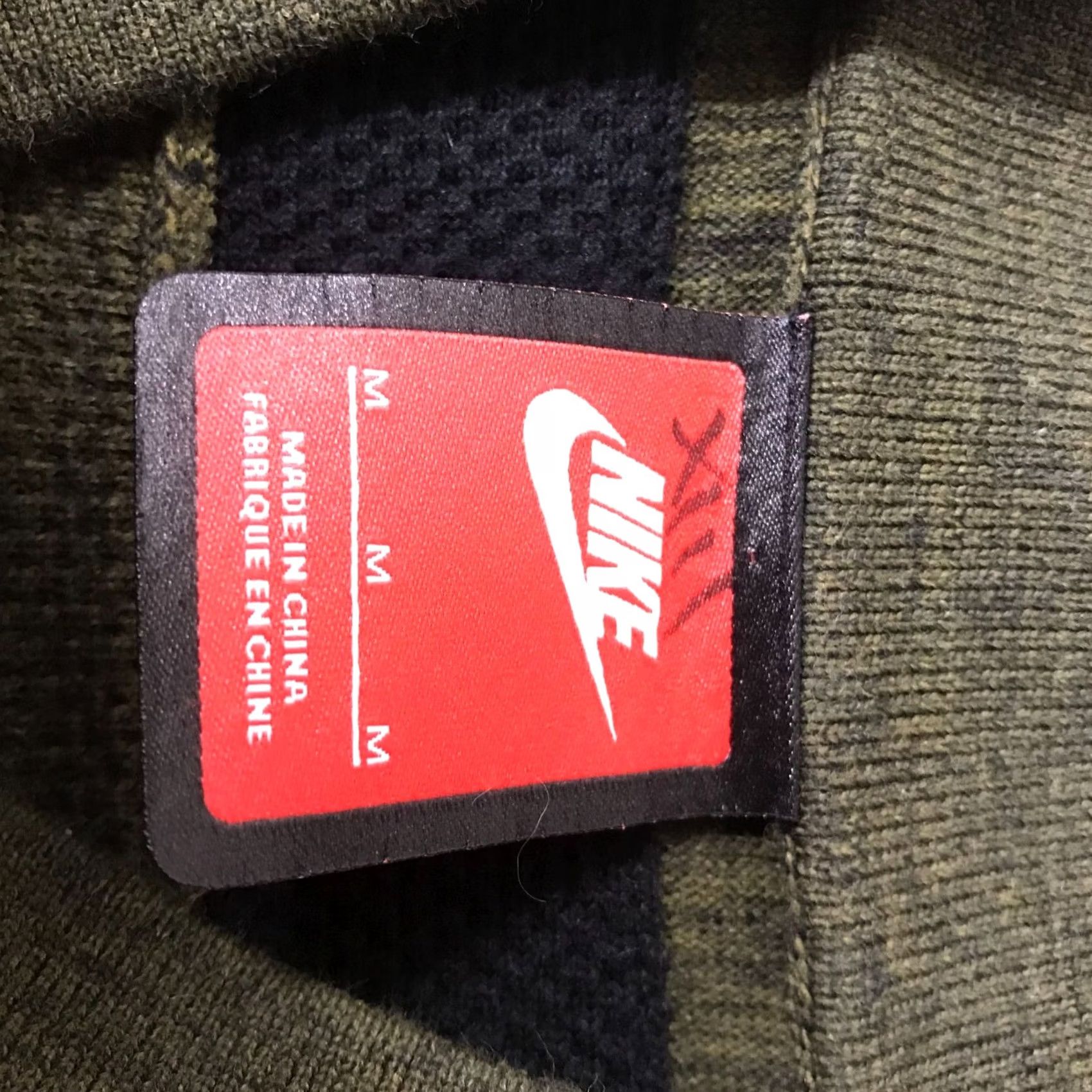 Nike NIKE WOMEN'S M GREEN LONG SLEEVE TECH KNIT BOMER JACKET Size M Size M / US 6-8 / IT 42-44 - 8 Thumbnail