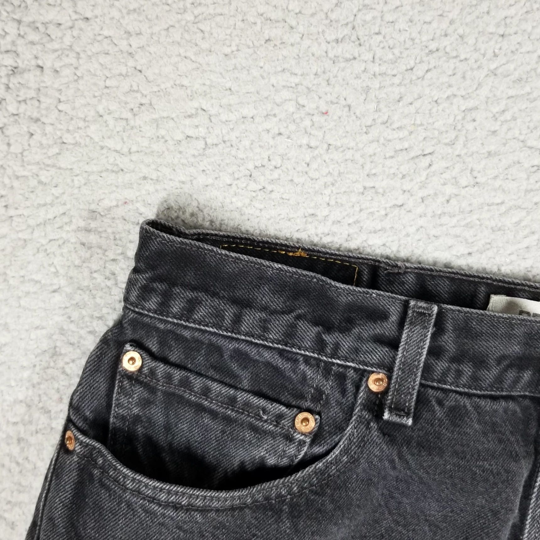 Levi's VINTAGE Levi's 550 Jeans Mens 38x32 Relaxed Fit Tapered Leg Denim Pants Black Y2K Size US 38 / EU 54 - 3 Thumbnail