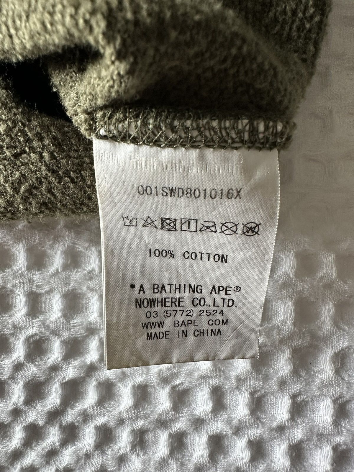 Bape BAPE Jeweled Crewneck Size US M / EU 48-50 / 2 - 8 Thumbnail