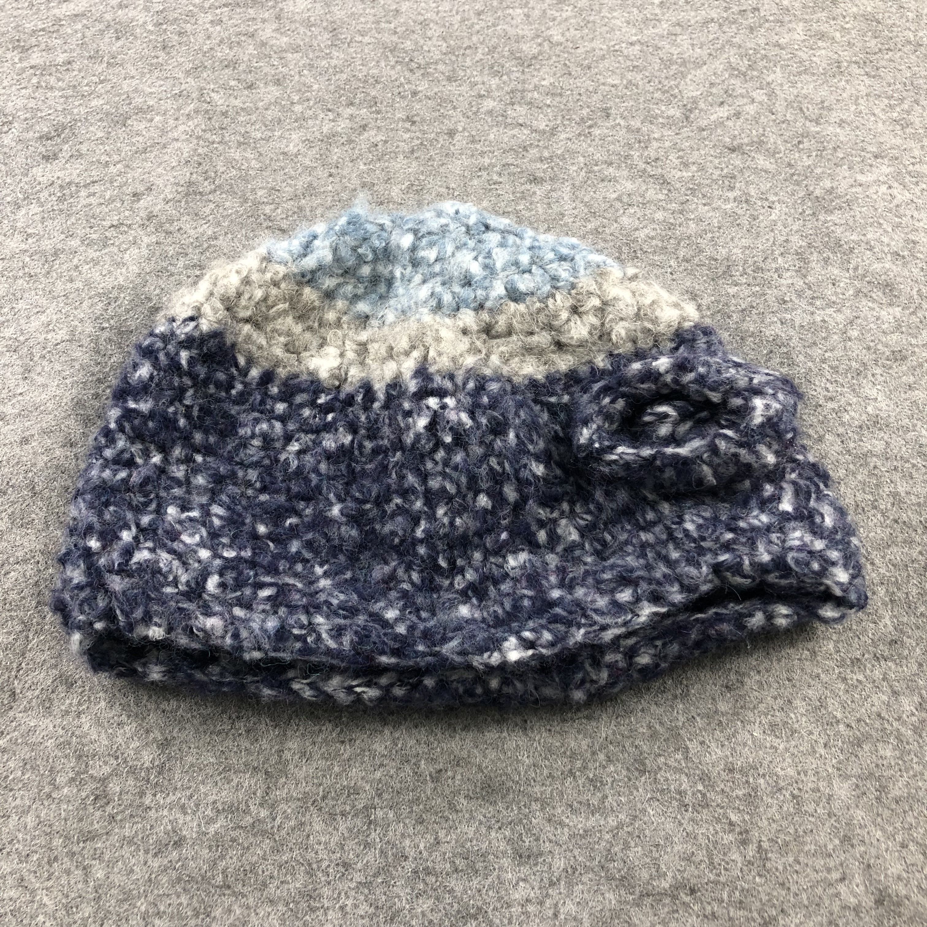 Vintage Crochet Flower Beanie Snowcap Snow Hat B406 Size ONE SIZE - 3 Thumbnail