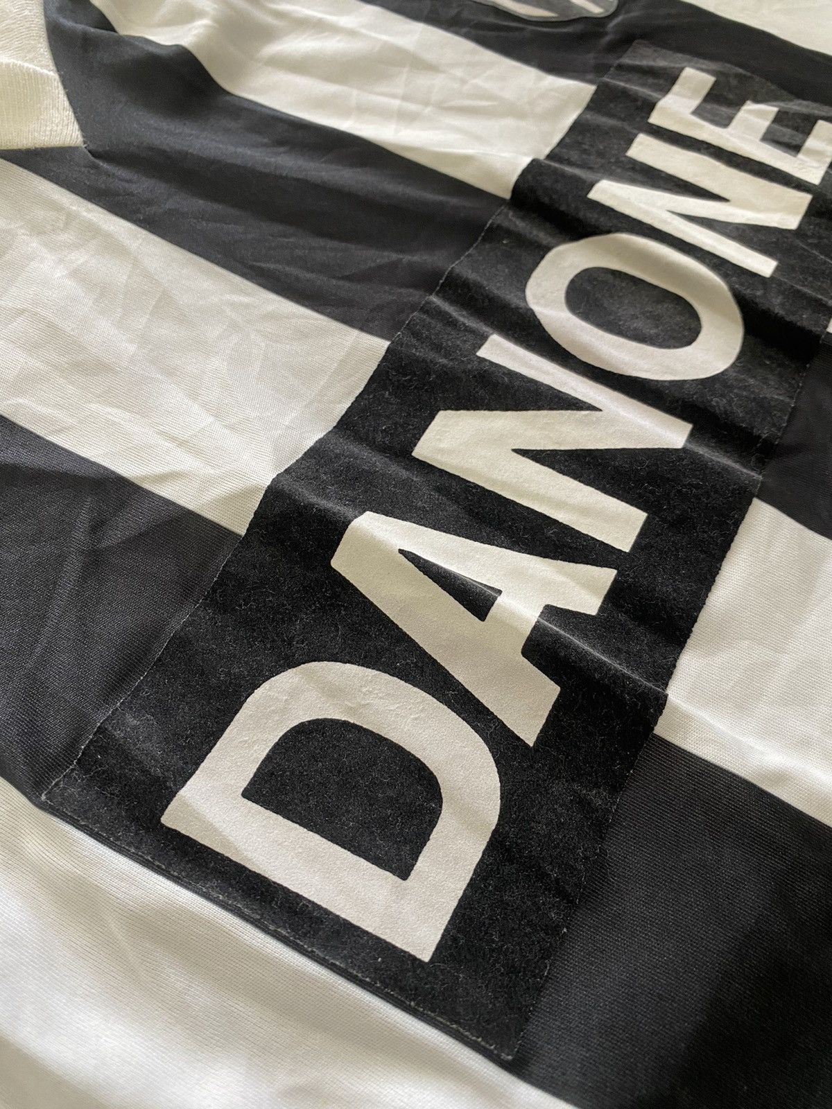 Vintage Vintage Juventus Danone Size US XL / EU 56 / 4 - 7 Thumbnail