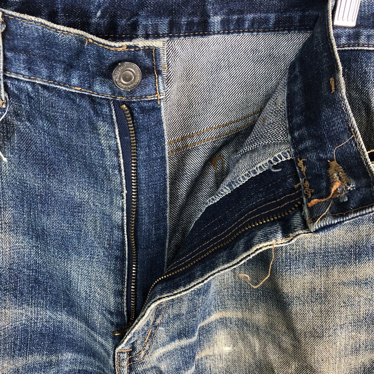 Japanese Brand DL Japan vintage selvedge Blue Distressed Denim Pants #C163 Size US 32 / EU 48 - 13 Thumbnail
