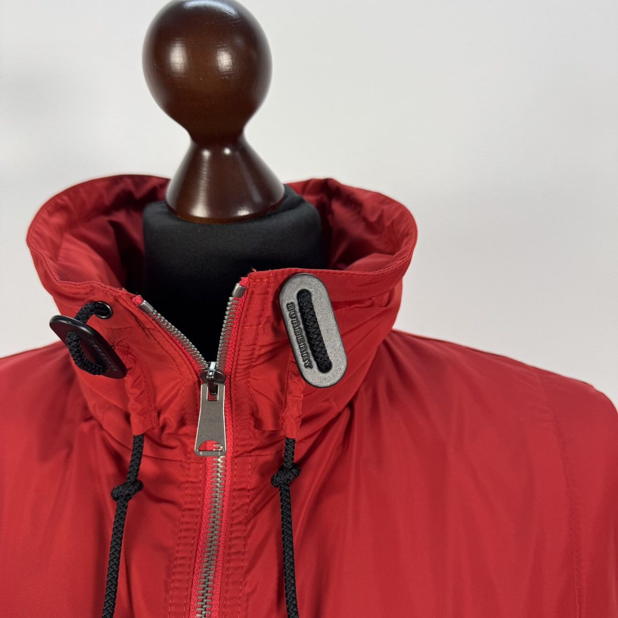 Burberry BURBERRY sleeveless red size 56 Size US XL / EU 56 / 4 - 9 Thumbnail