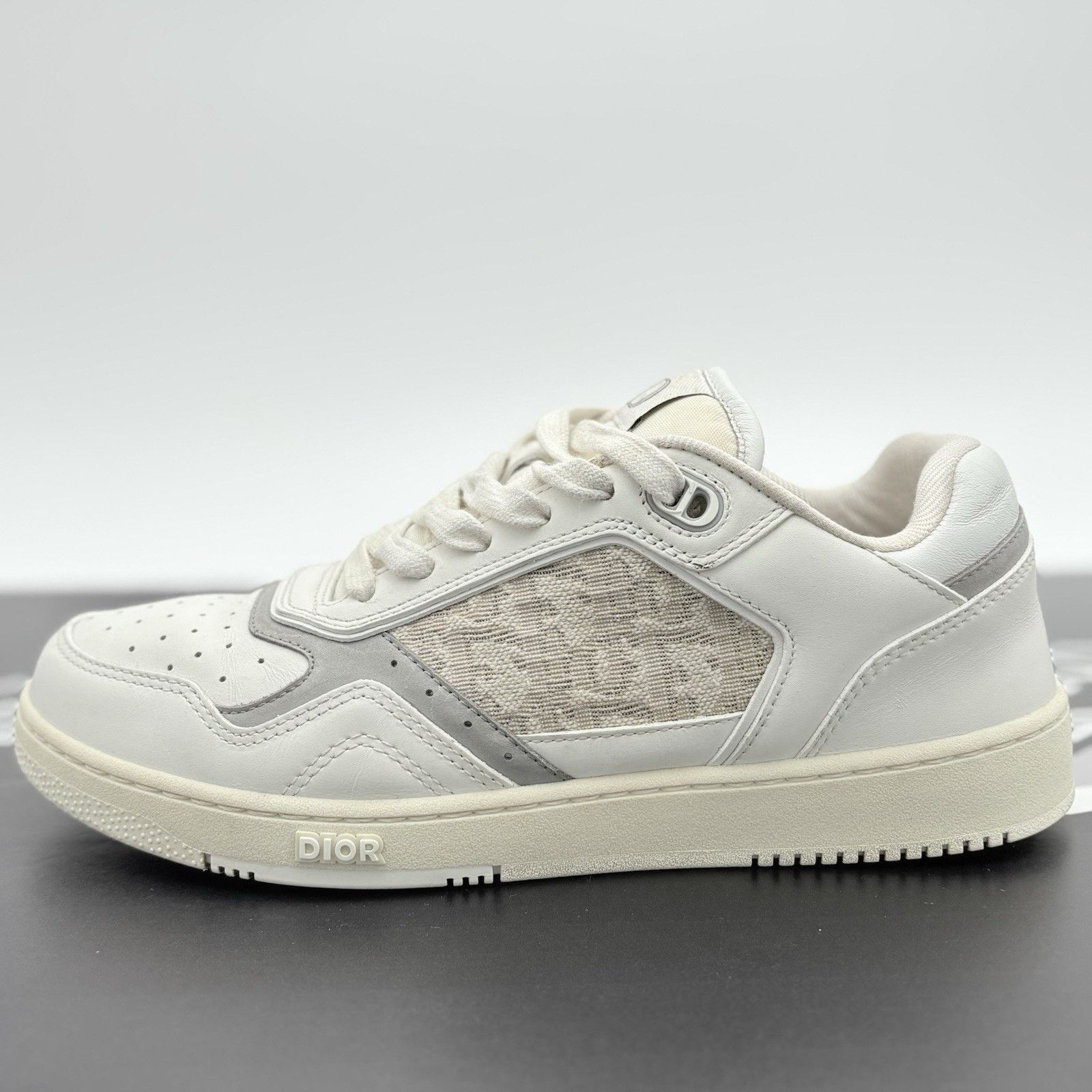 Dior Dior B27 Low Dior ' White ' | GOOD CONDITION! Size US 7 / EU 40 - 8 Thumbnail