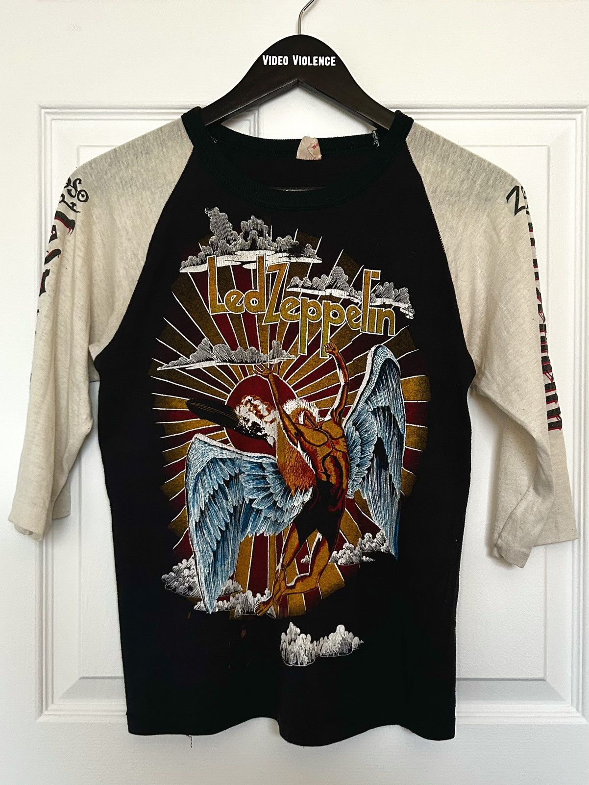 Vintage Vintage 1970’s Led Zeppelin Raglan Size US M / EU 48-50 / 2 - 2 Thumbnail