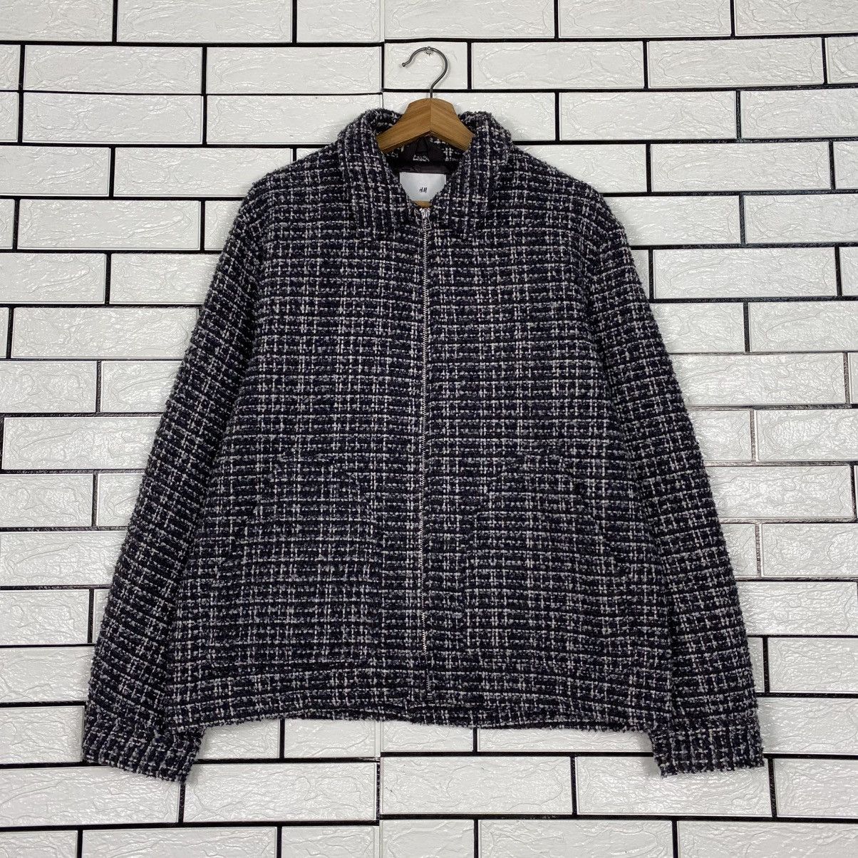 Japanese Brand Vintage Bomber Jacket Knit Design H&M Wool Issey Miyake Size US L / EU 52-54 / 3 - 2 Thumbnail