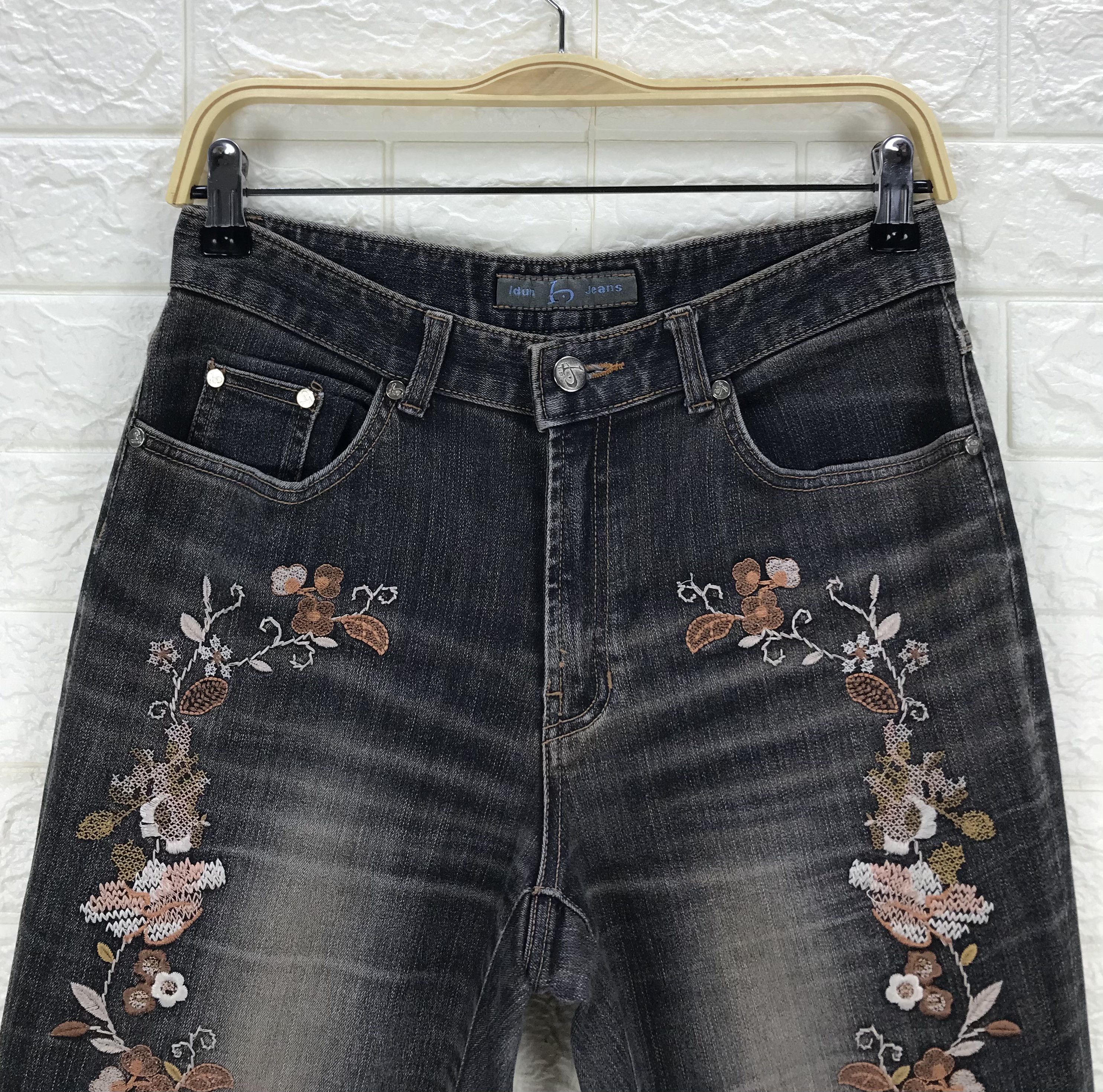 Japanese Brand Vintage Japanese Embroidered Art Bell Bottom Flare Jeans Size 29" - 2 Thumbnail