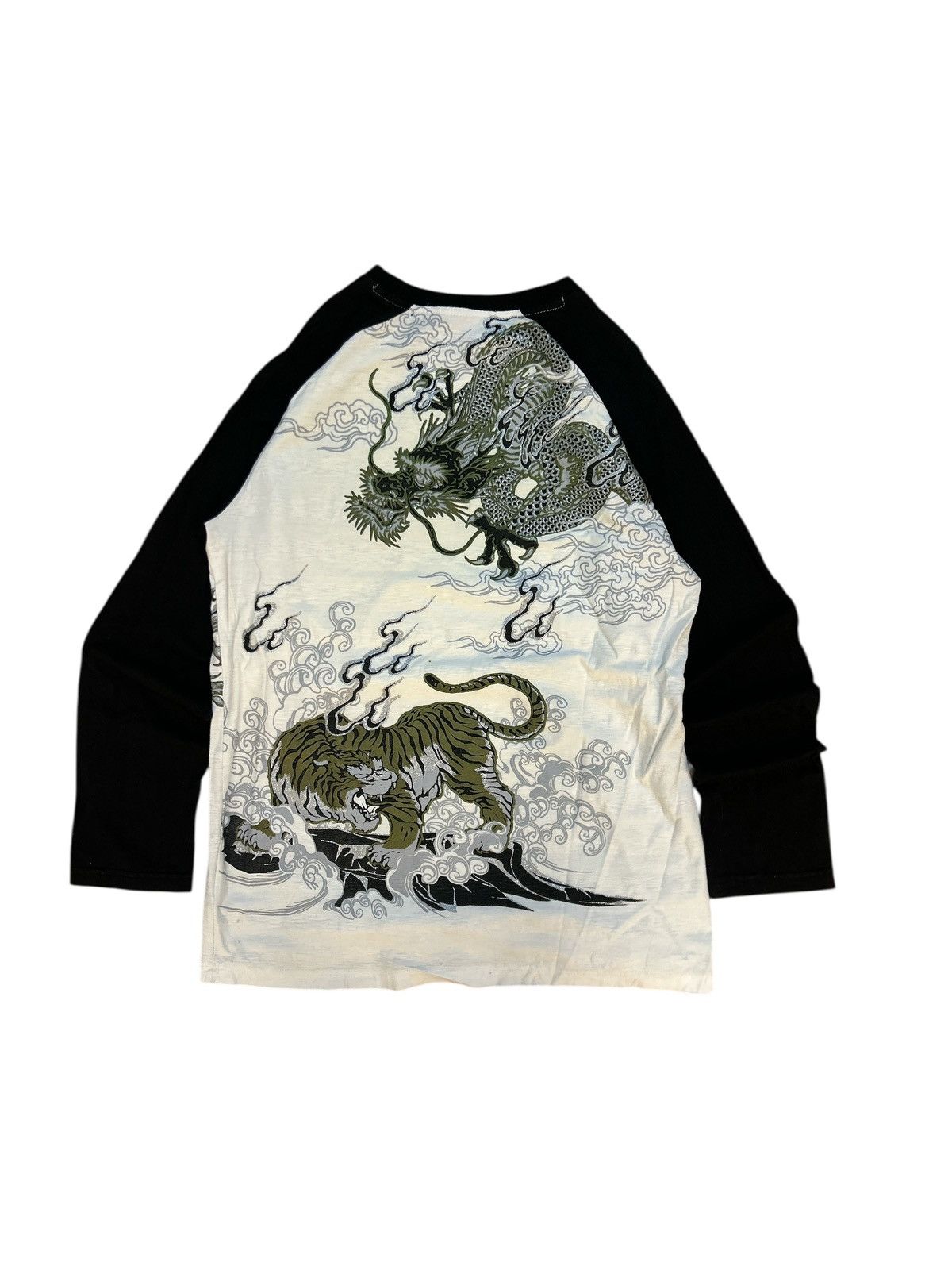Japanese Brand OFFER ME⚡️🐉 Vintage Y2K Dragon & Tiger Embroidered Raglan Tee Size US L / EU 52-54 / 3 - 3 Thumbnail