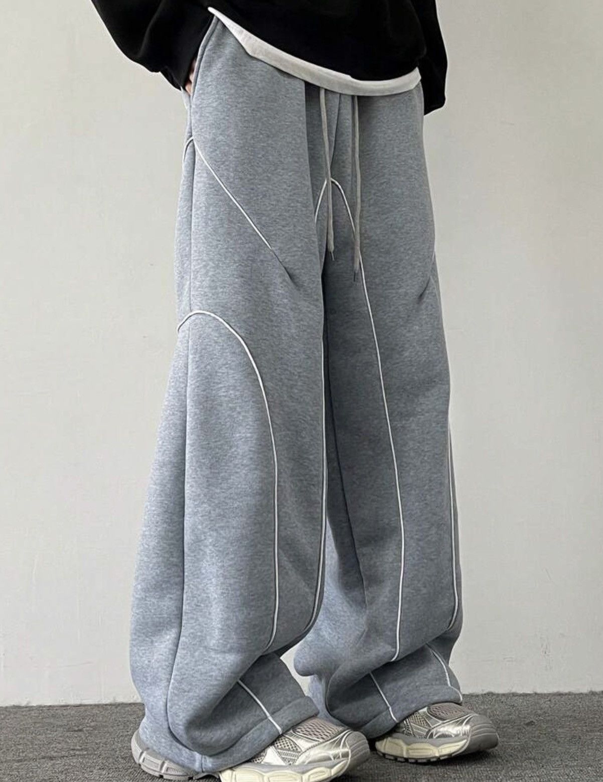 Japanese Brand ULTRA Baggy Curved Piping Sweatpants - Cyberpunk Streetwear Size US 30 / EU 46 - 2 Thumbnail
