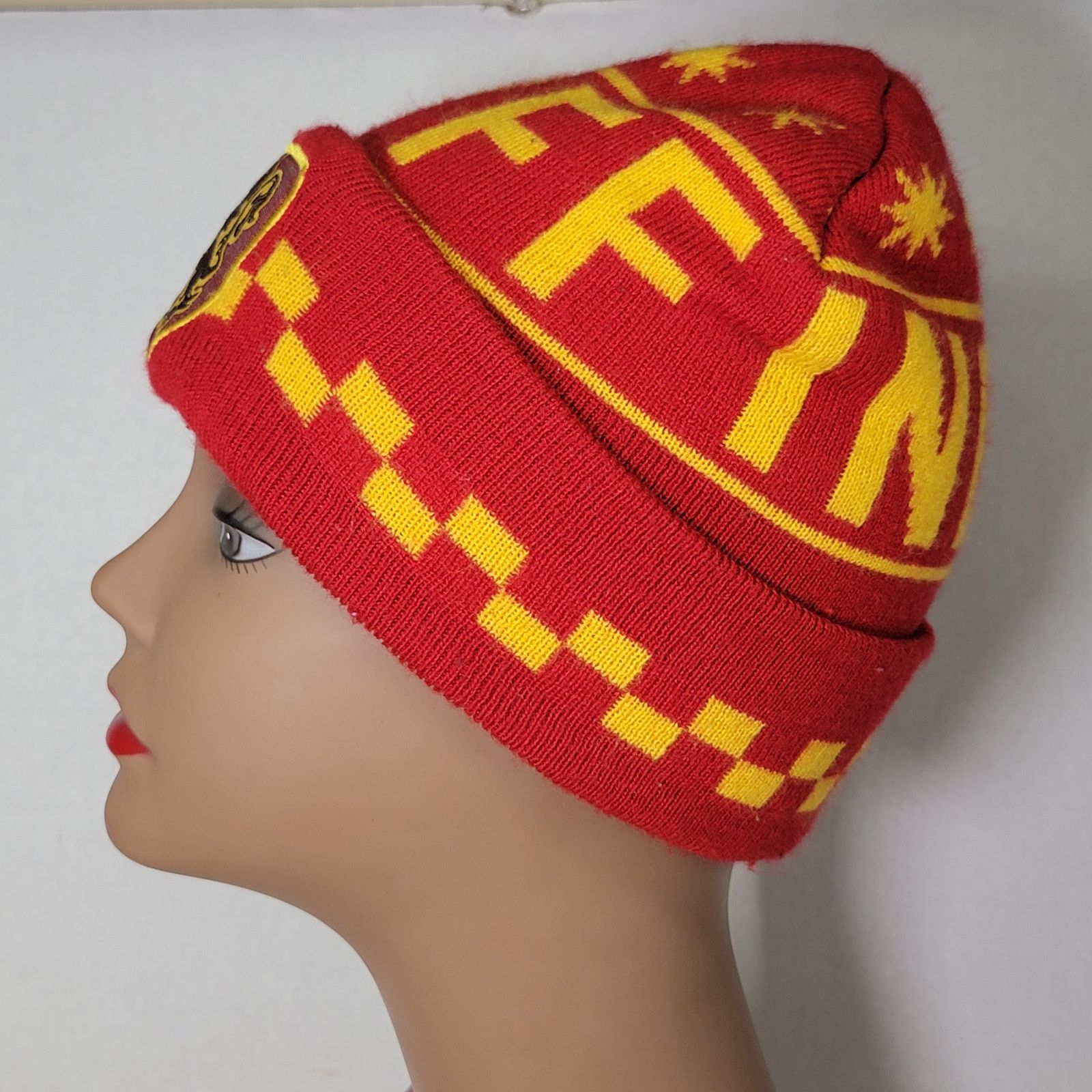 Other Harry Potter Red & Yellow Gryffindor Knit Beanie Size ONE SIZE - 4 Thumbnail